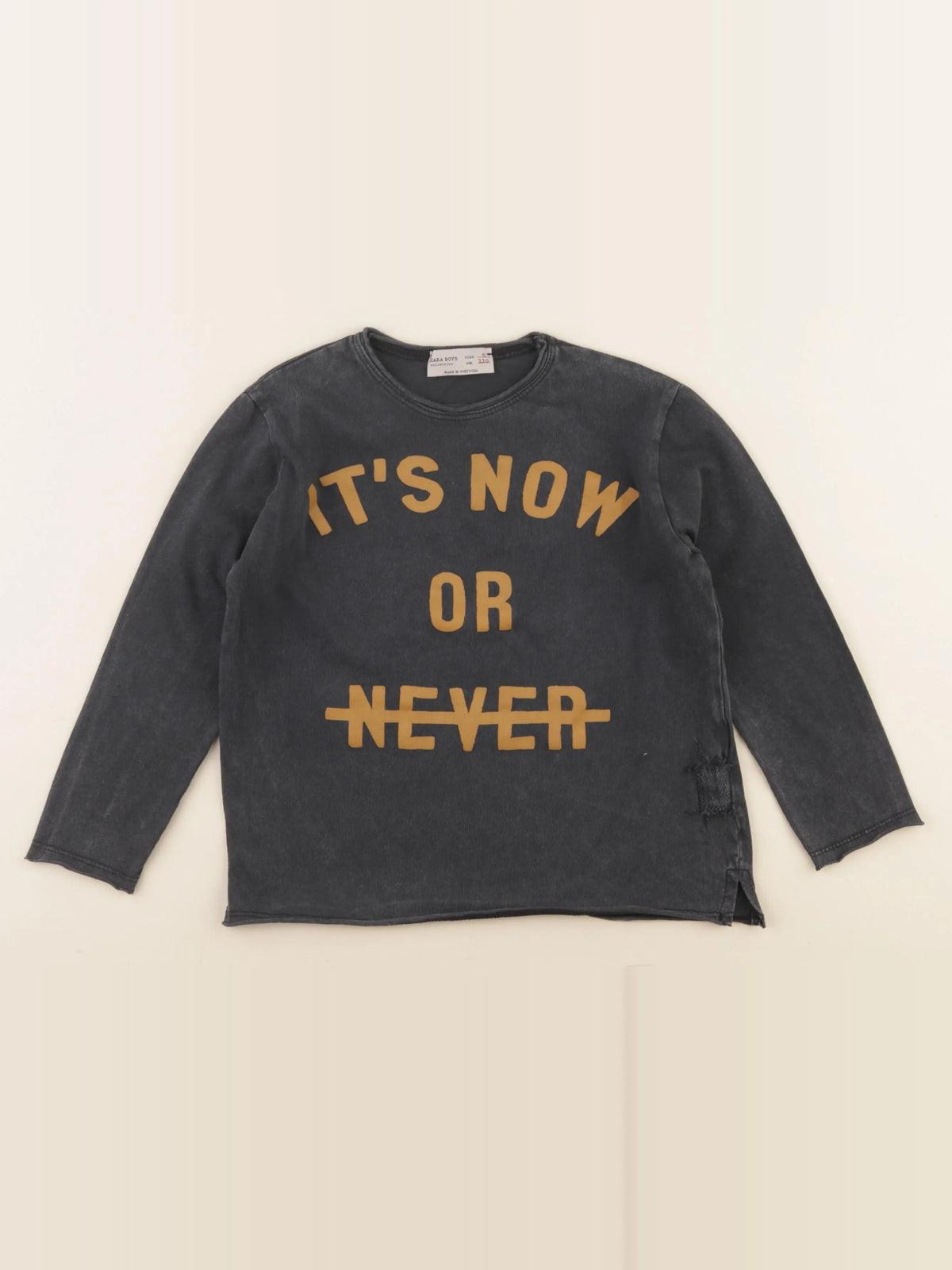Zara - tee-shirt gris - 5 ans