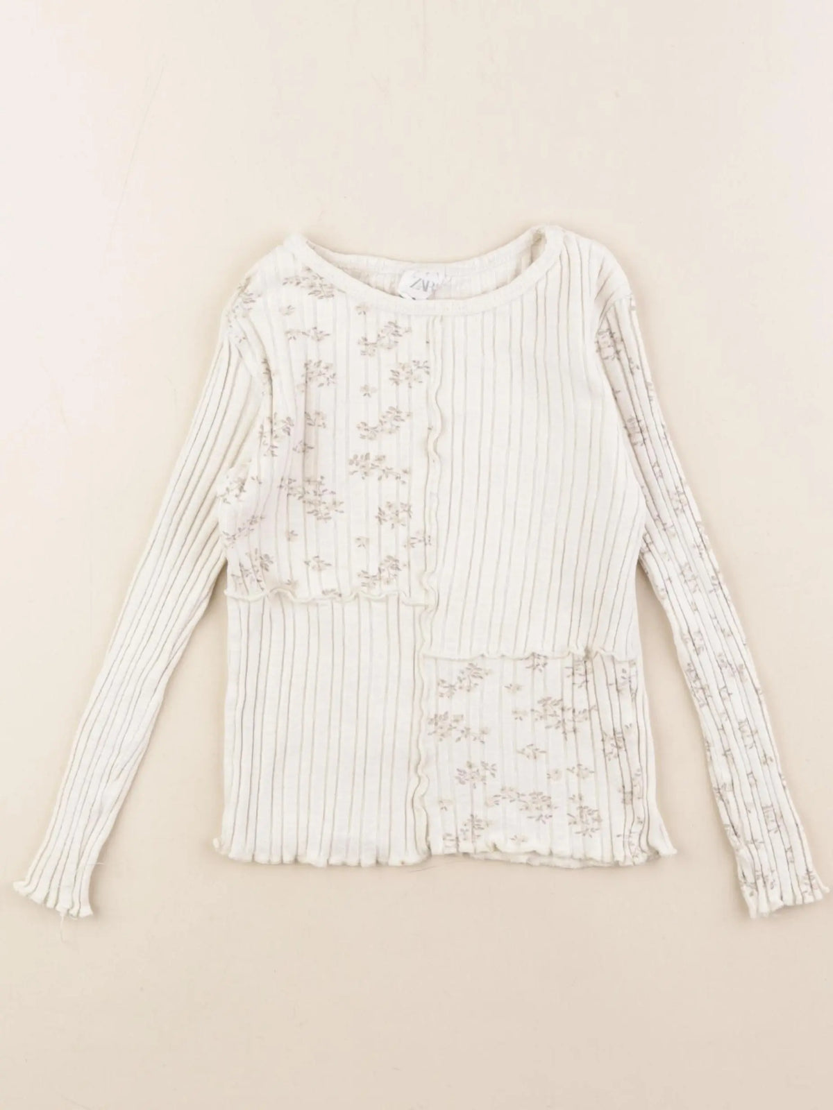 Zara - tee-shirt beige - 6 ans