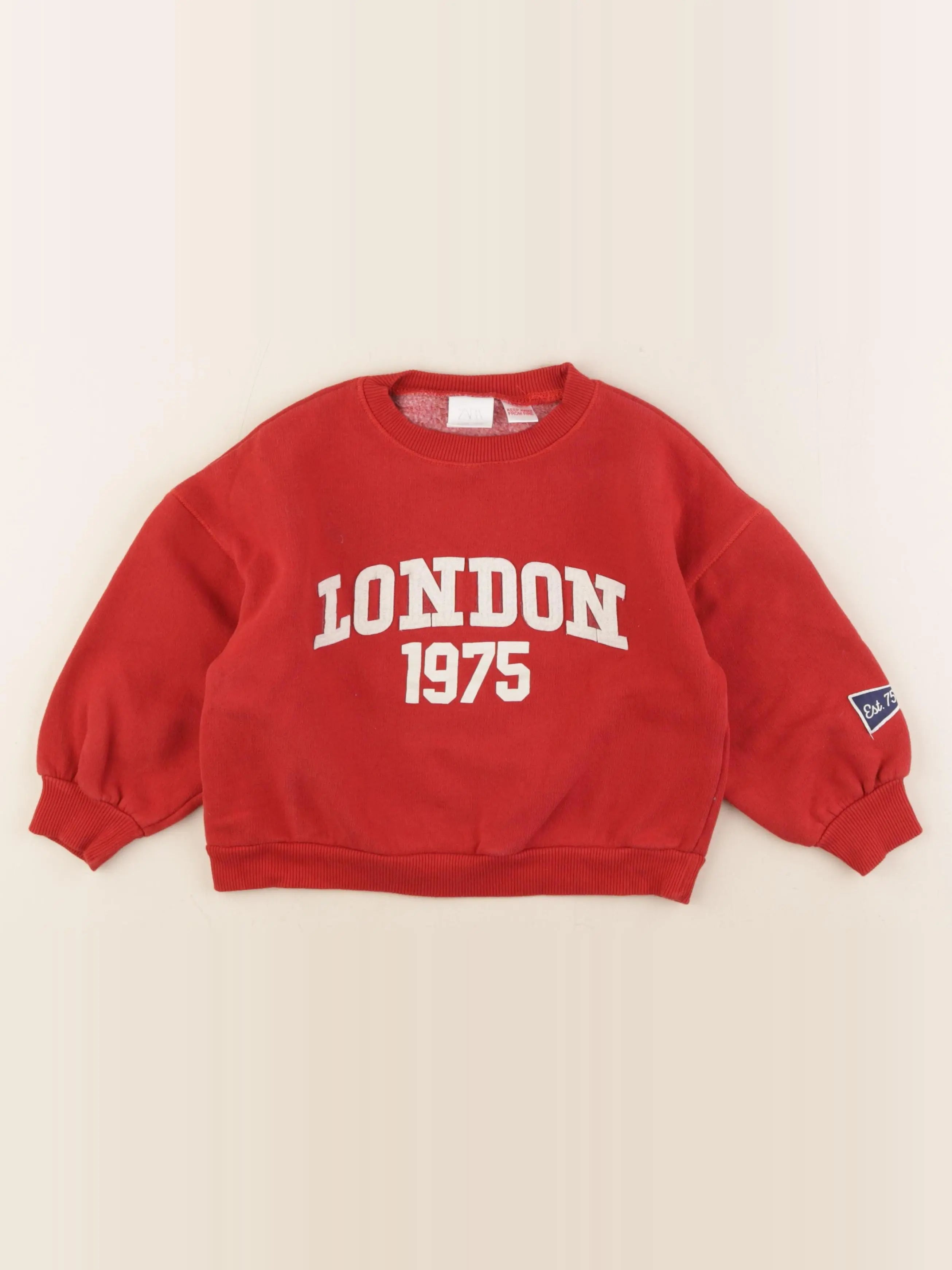 Zara - sweat rouge - 5 ans