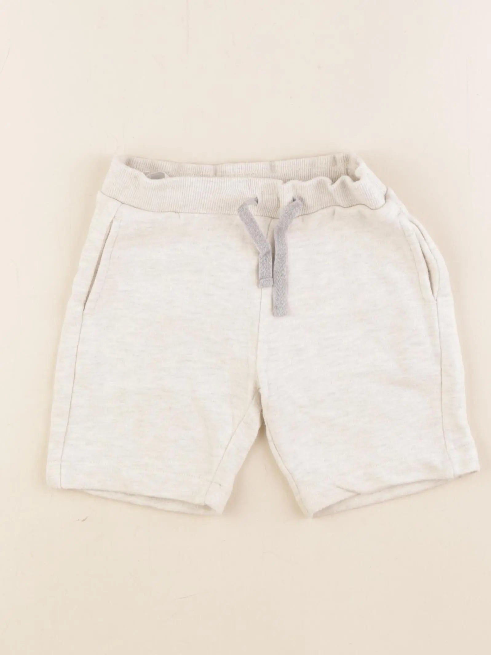 Vertbaudet - short beige - 5 ans