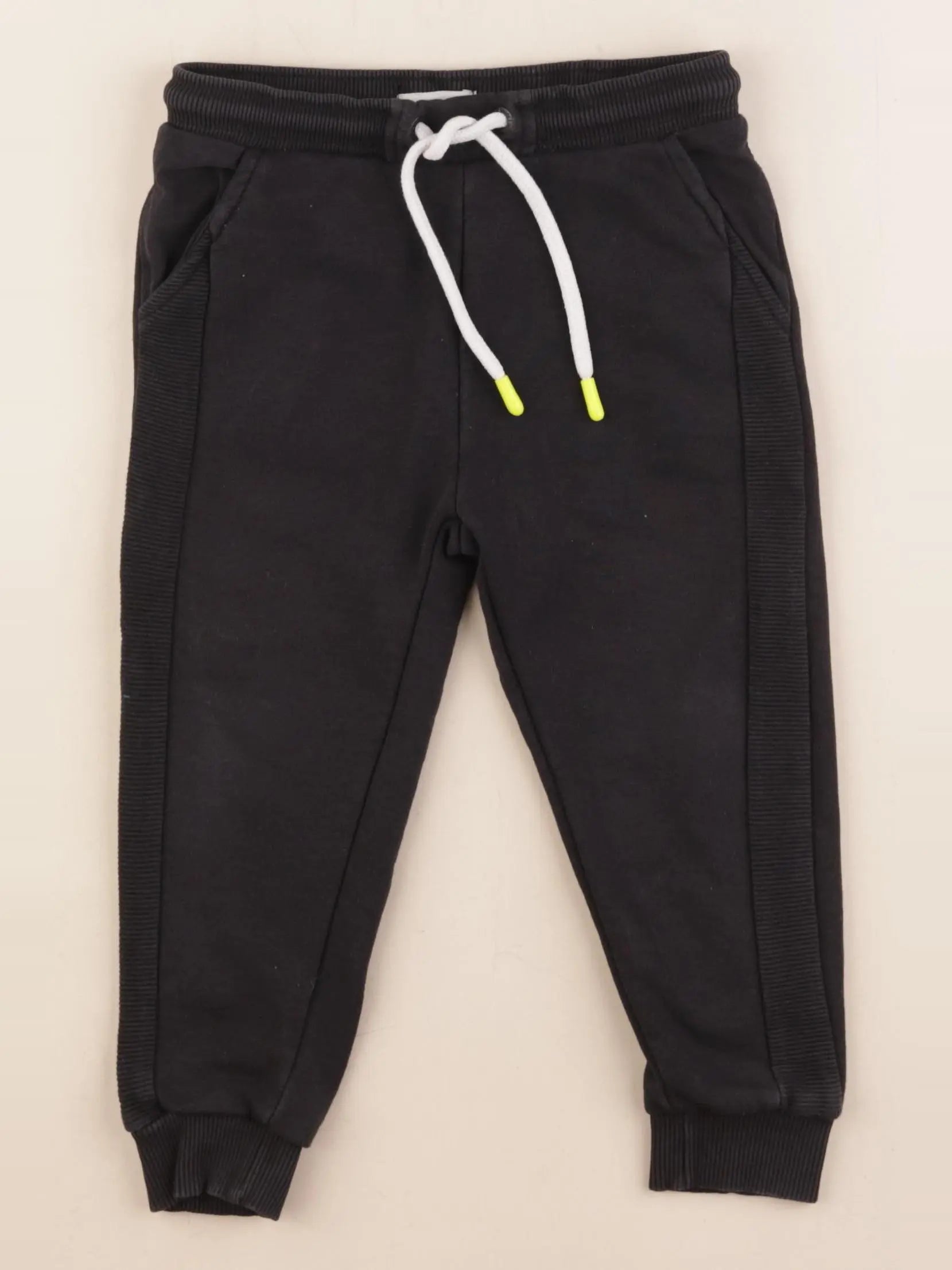 Vertbaudet - jogging noir - 4 ans