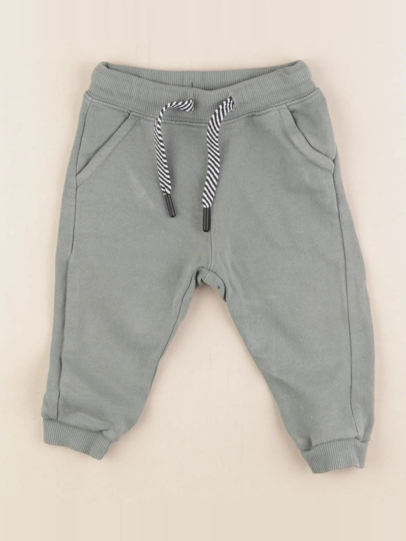 Boutchou - jogging vert - 9 mois