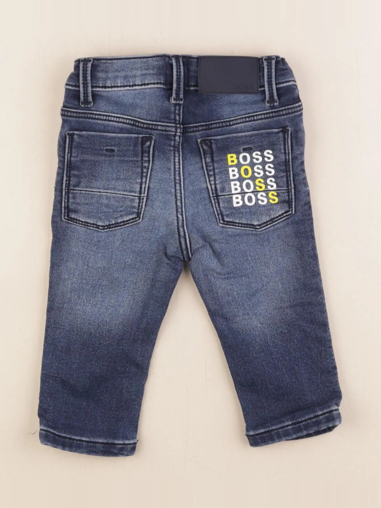 Hugo Boss - jean bleu - 9 mois