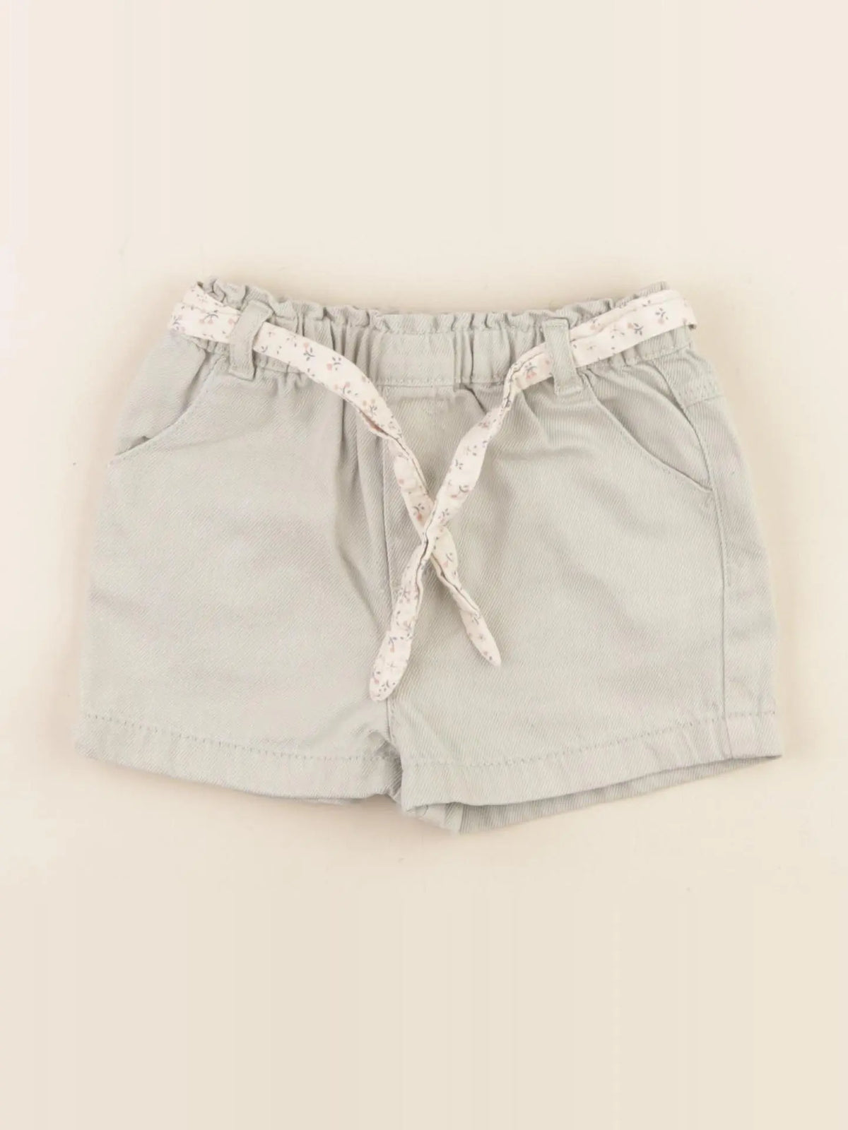 Vertbaudet - short vert - 18 mois