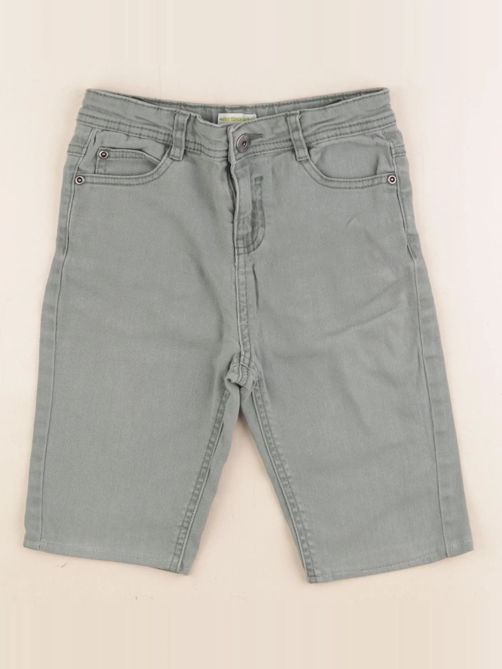 Vertbaudet - short vert - 8 ans