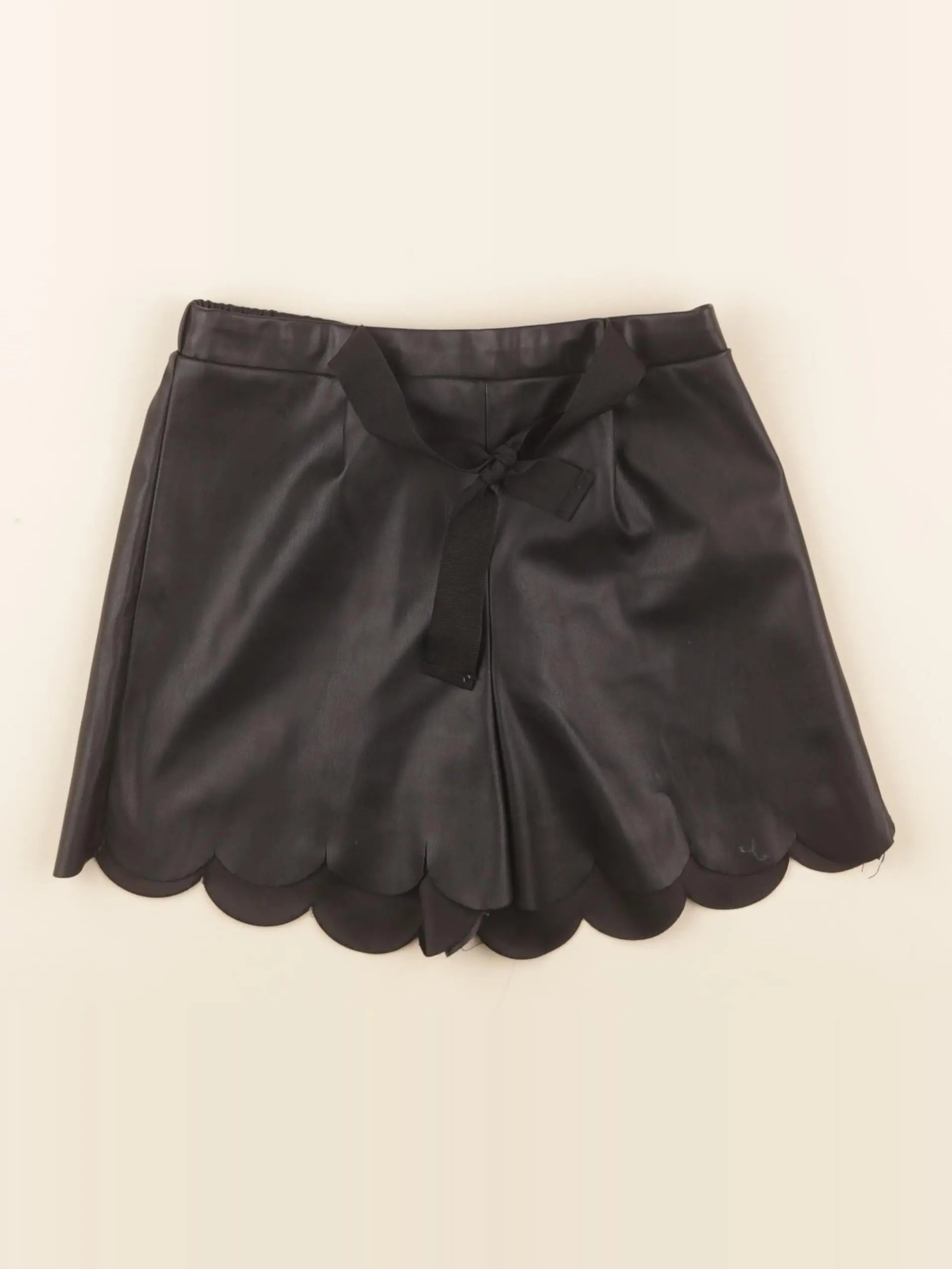 Vertbaudet - short noir - 7 ans