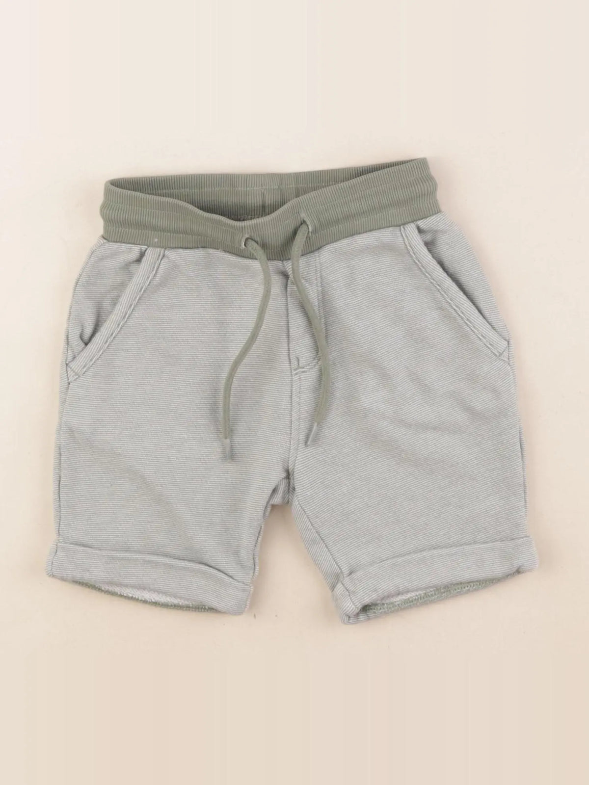 Tape à l'oeil - short vert - 2/3 ans