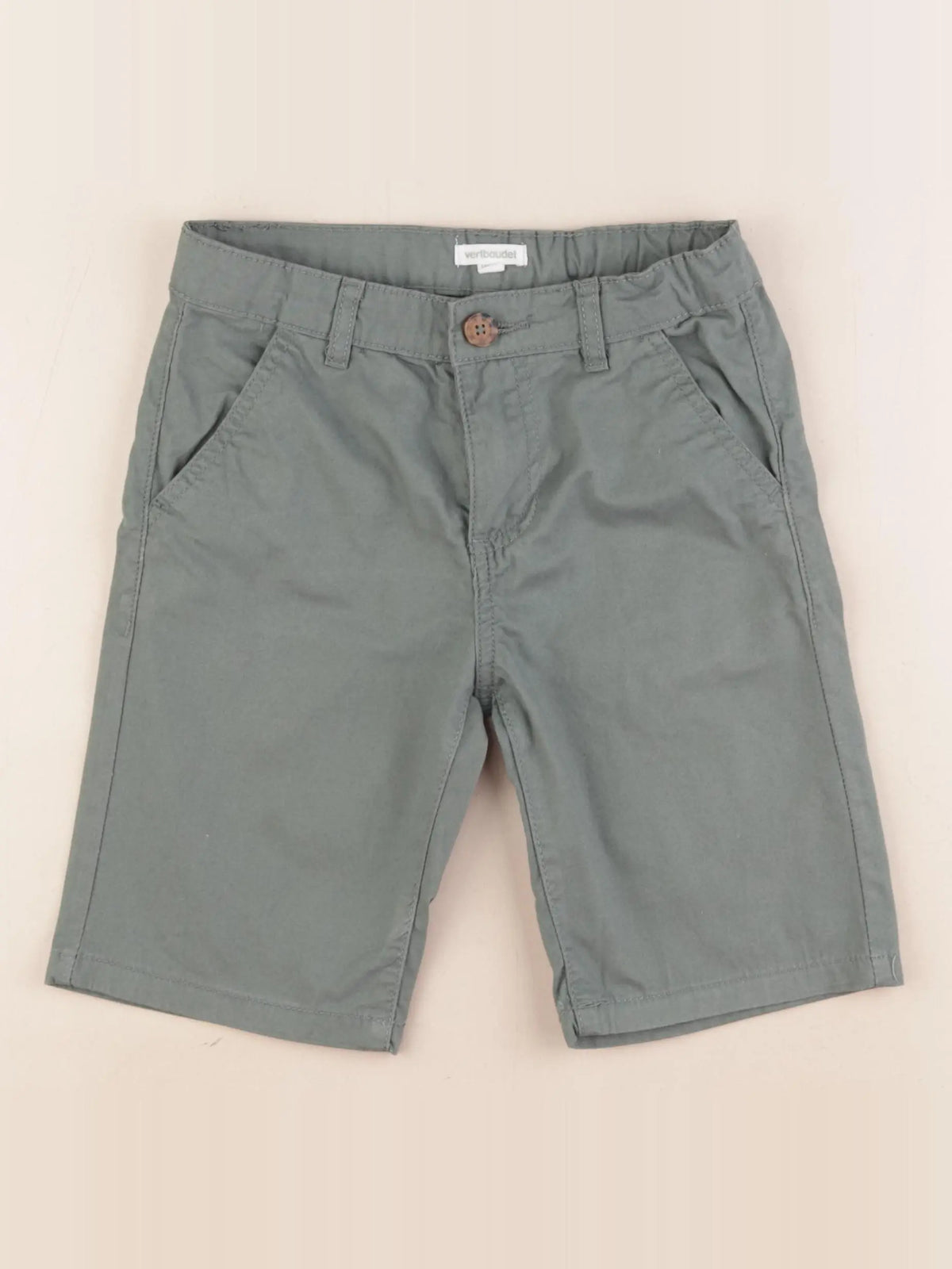 Vertbaudet - short vert - 7 ans