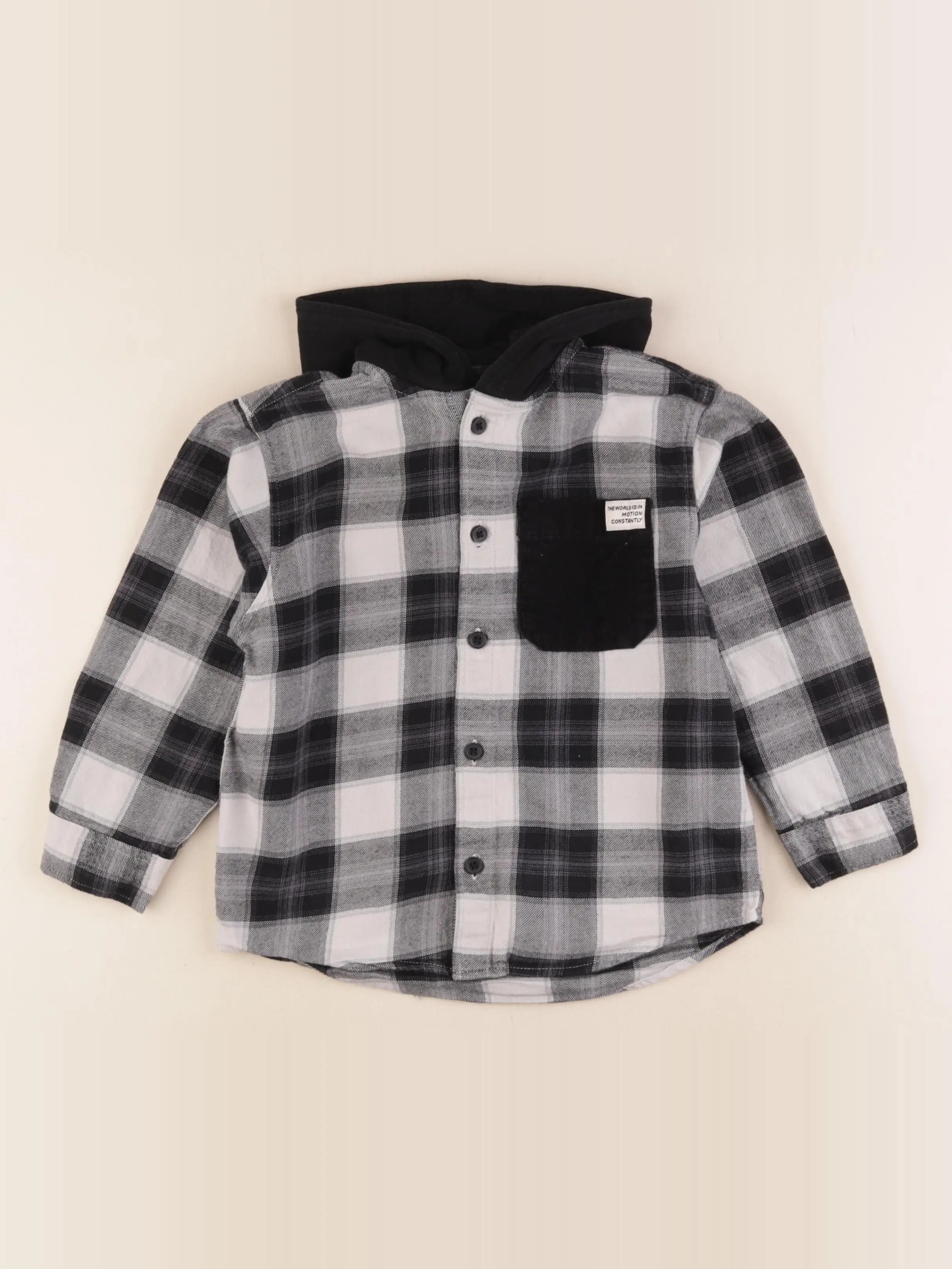 Zara - sur chemise noir - 5 ans