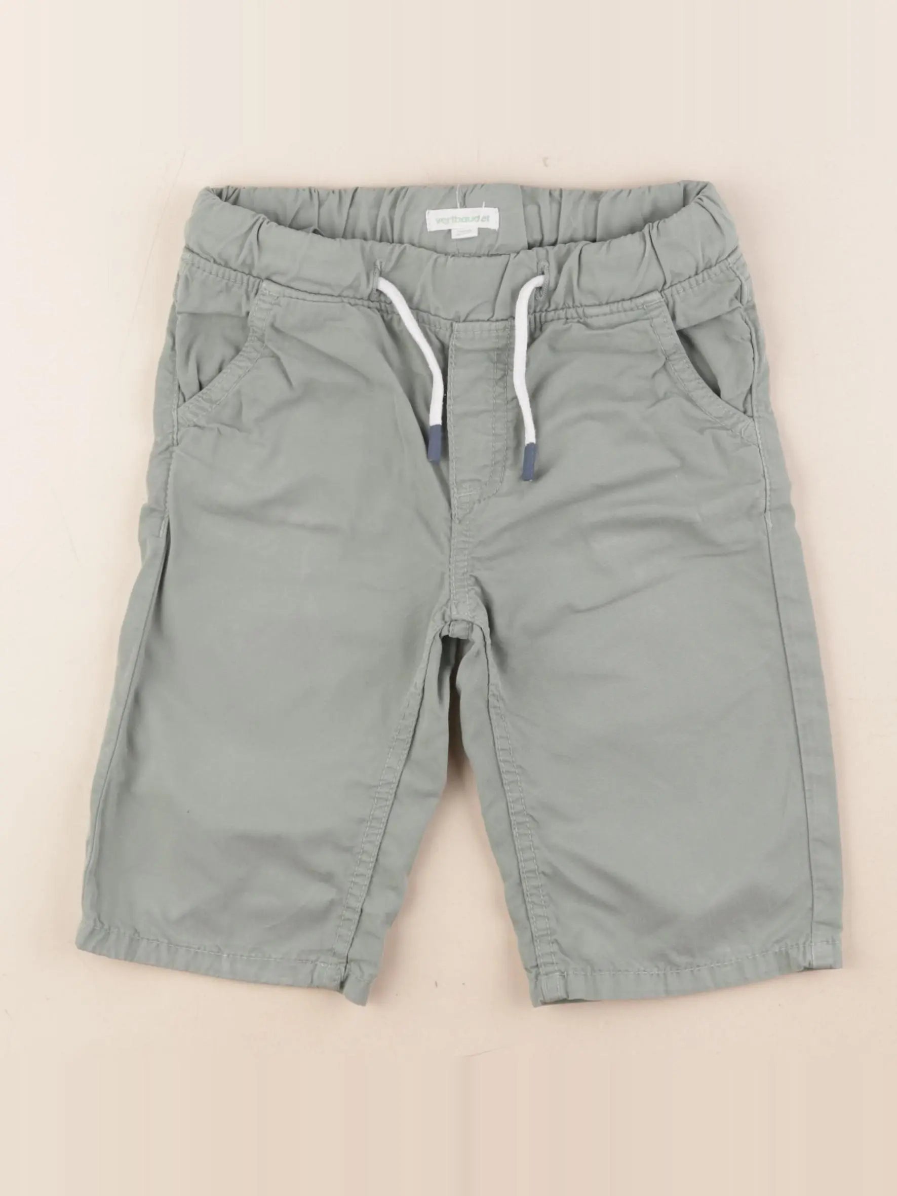 Vertbaudet - short vert - 6 ans