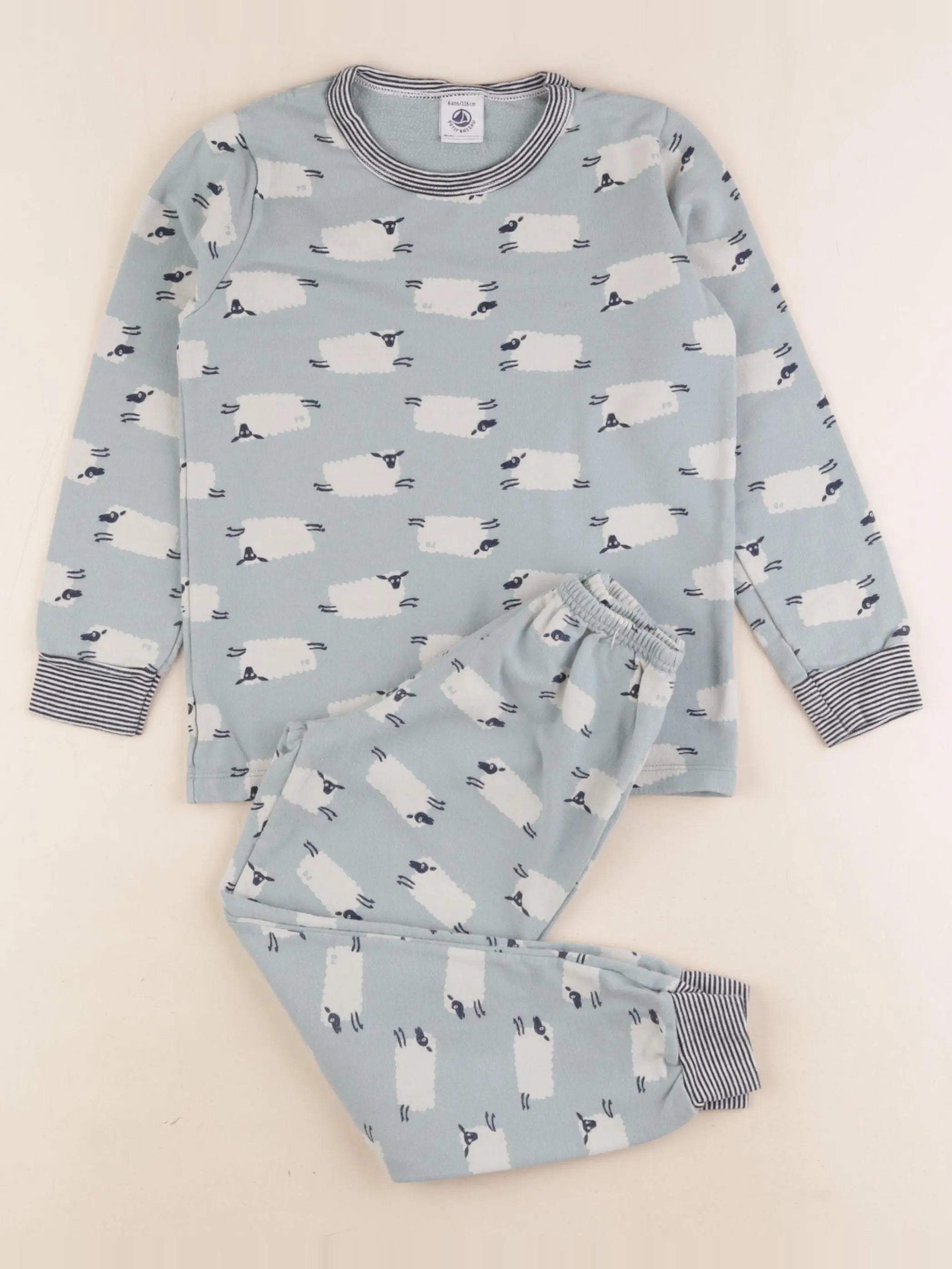 Petit Bateau - pyjama vert - 6 ans