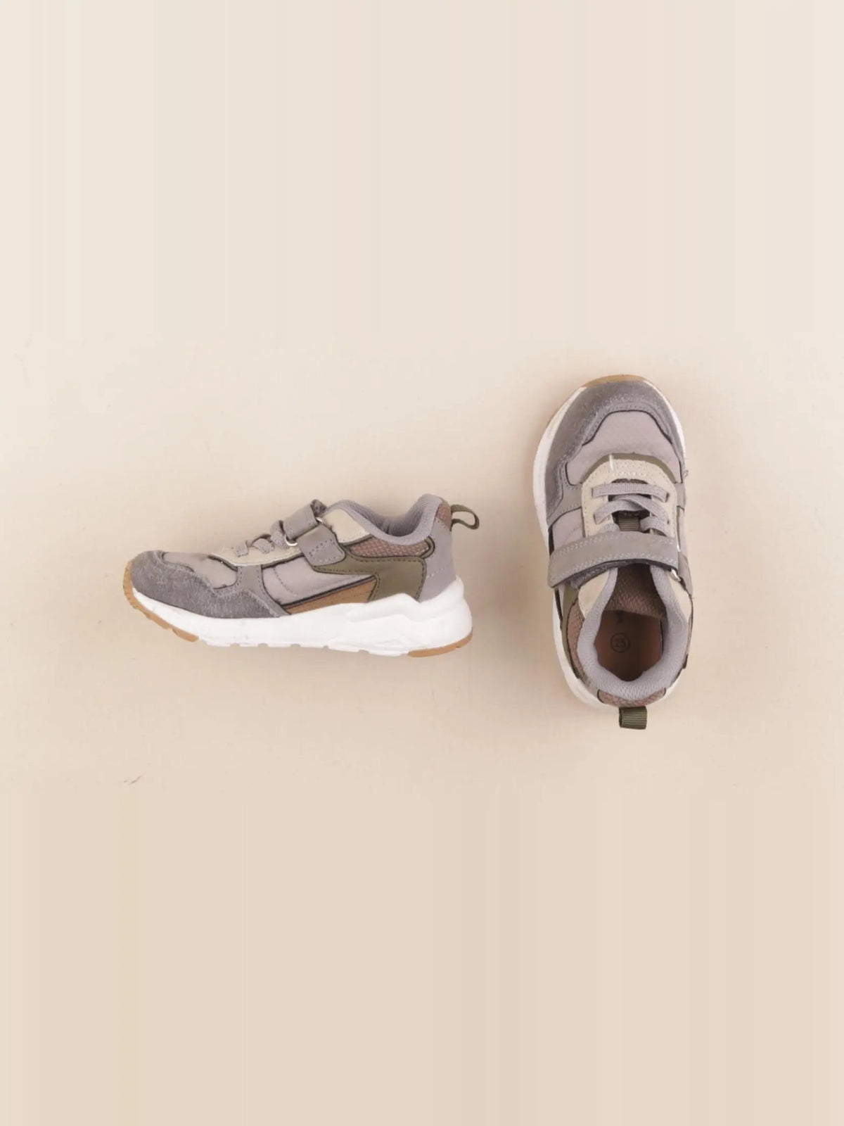 Vertbaudet - tennis à scratch/ lacets gris - pointure 25