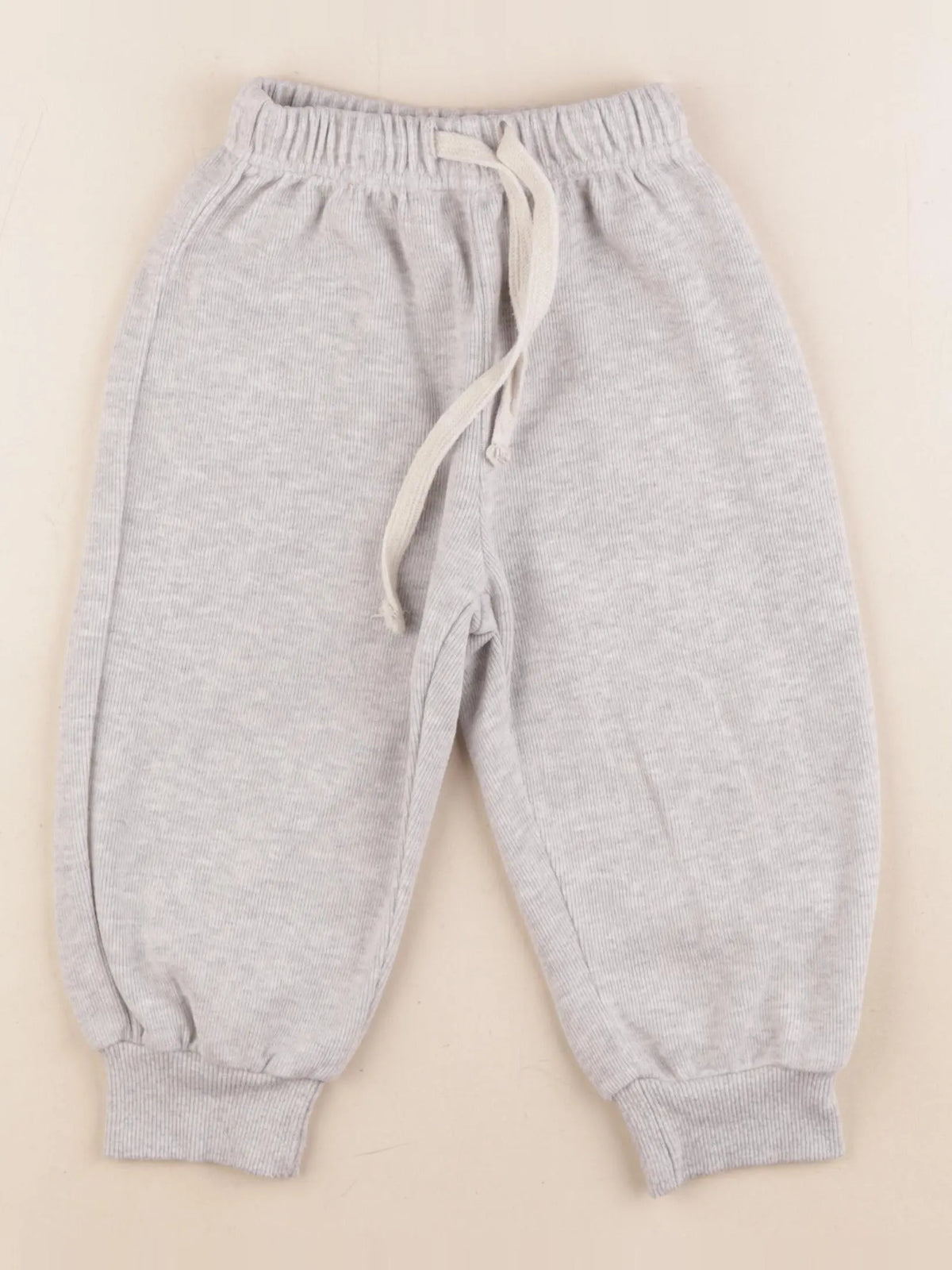 Gamin gamine - pantalon gris - 6/12 mois