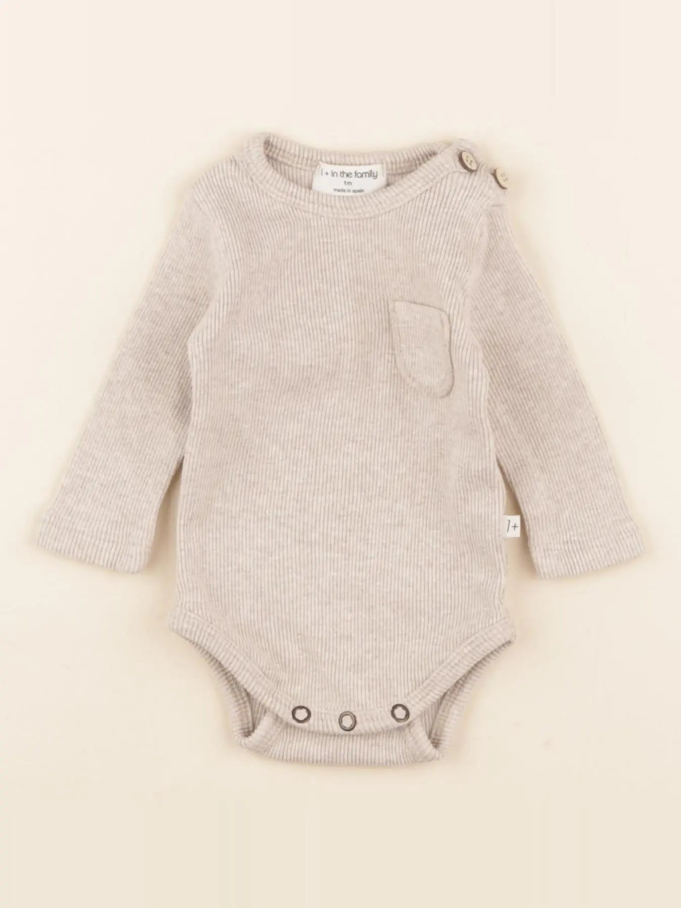 1+ In the family - body beige - 1 mois