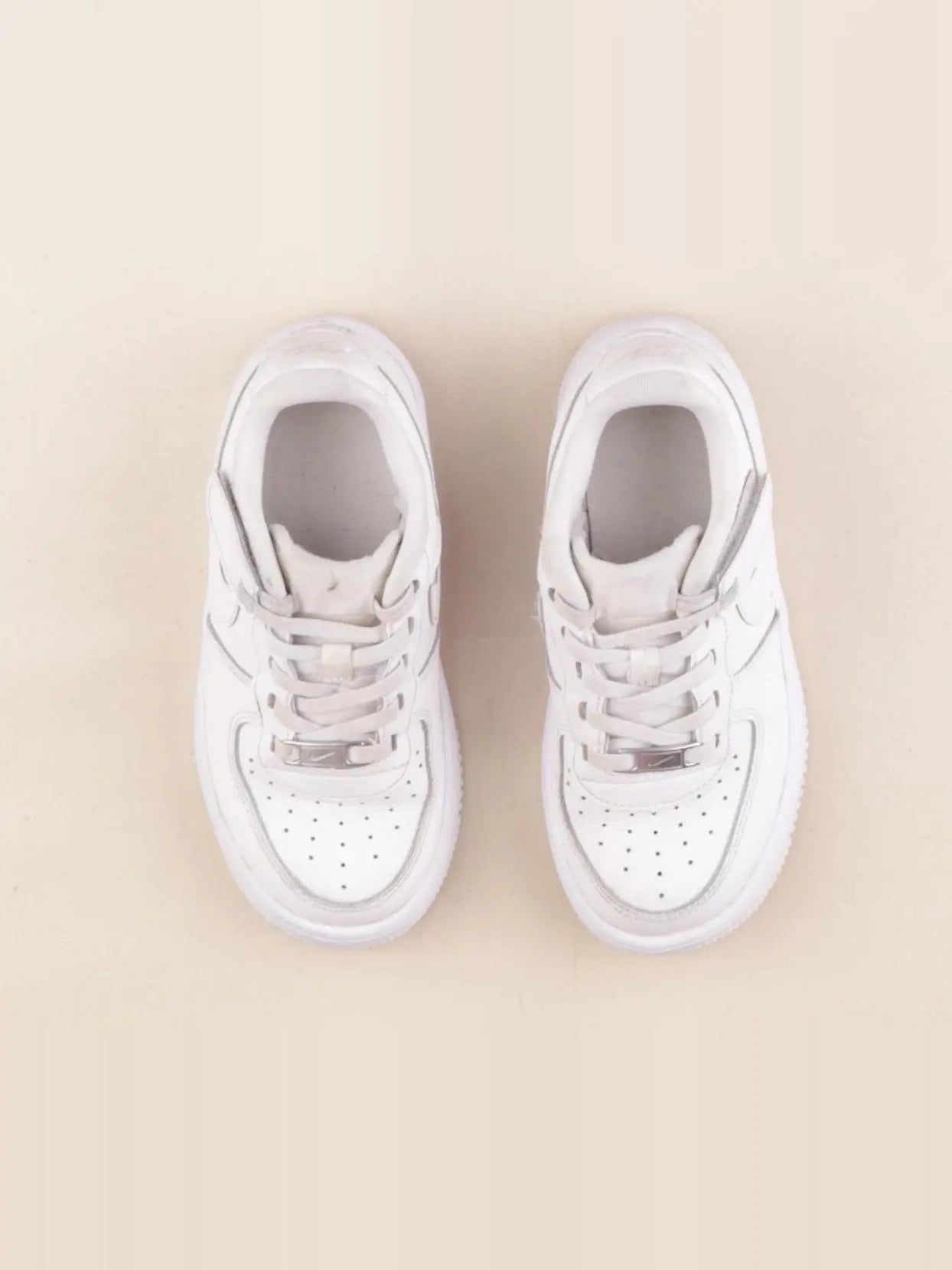 Nike - baskets blanc - pointure 29/30