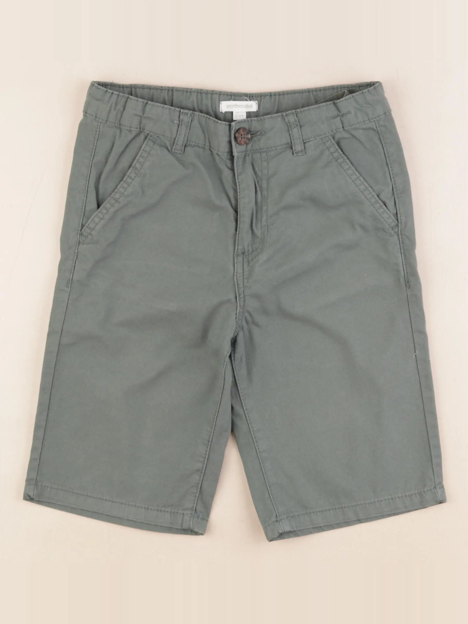 Vertbaudet - short vert - 9 ans