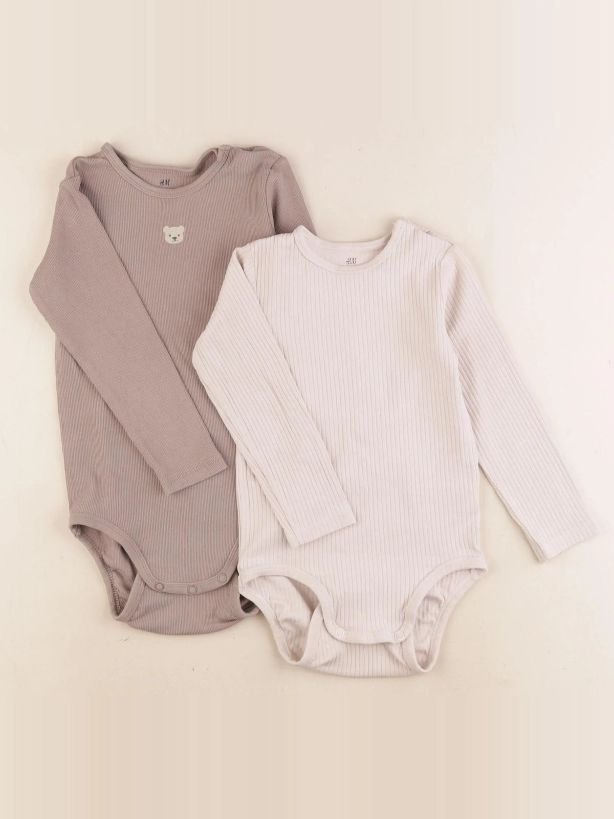 H&M - lot de 2 bodies en coton beige, marron - 18/24 mois