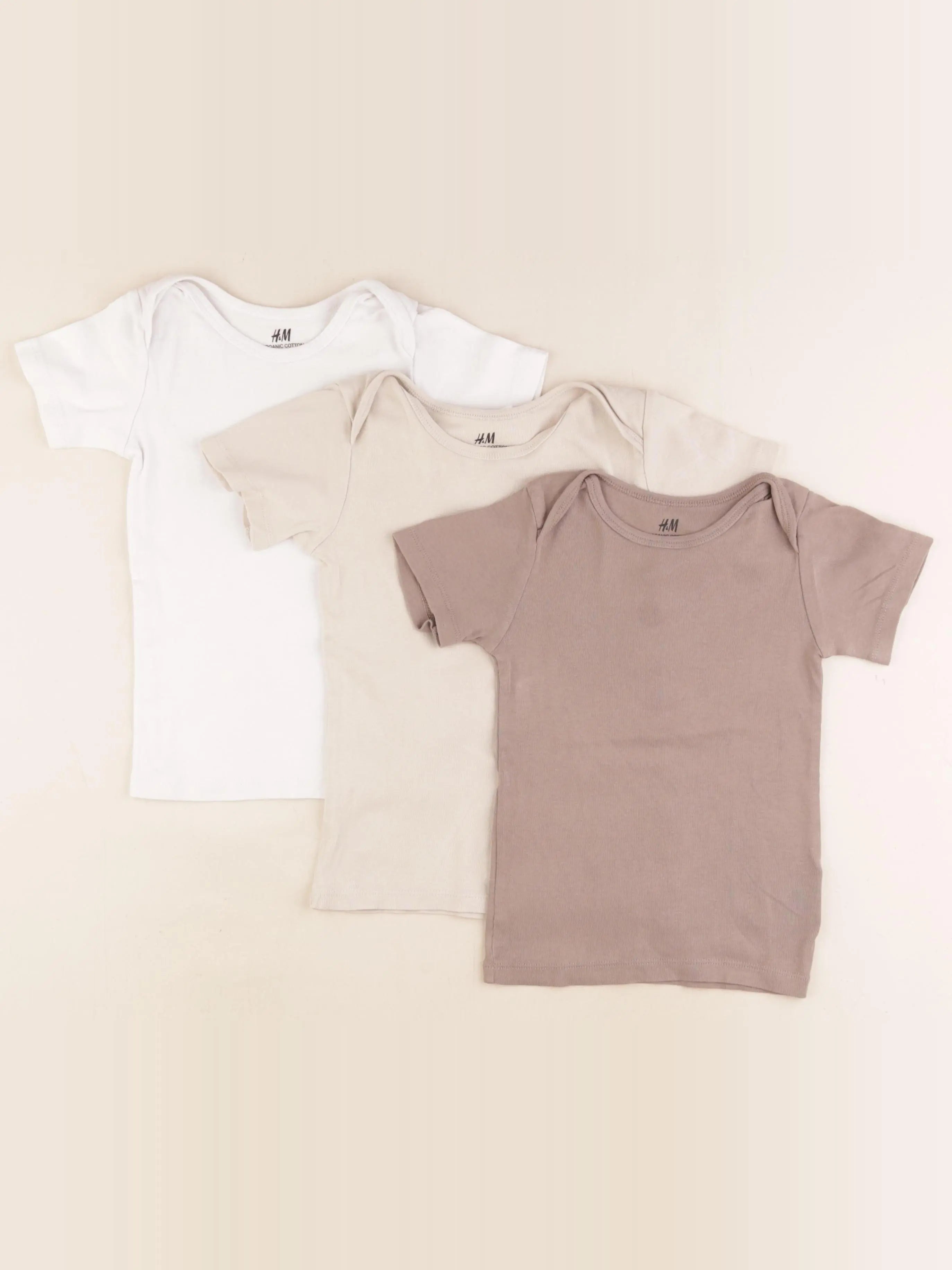 H&M - lot de 3 maillots de corps blanc, beige, marron - 18/24 mois