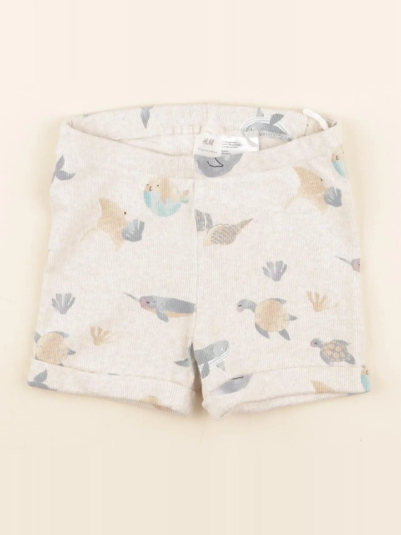 H&M - short beige - 2/3 ans
