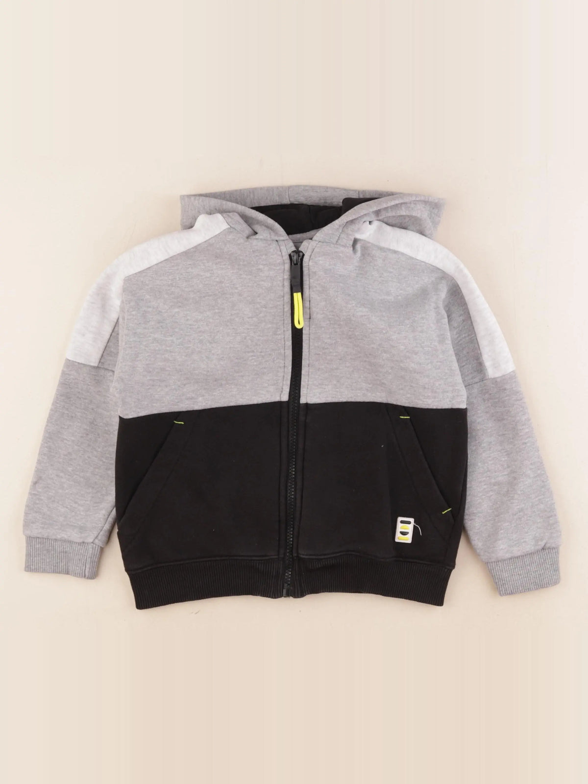 Vertbaudet - sweat gris - 5 ans