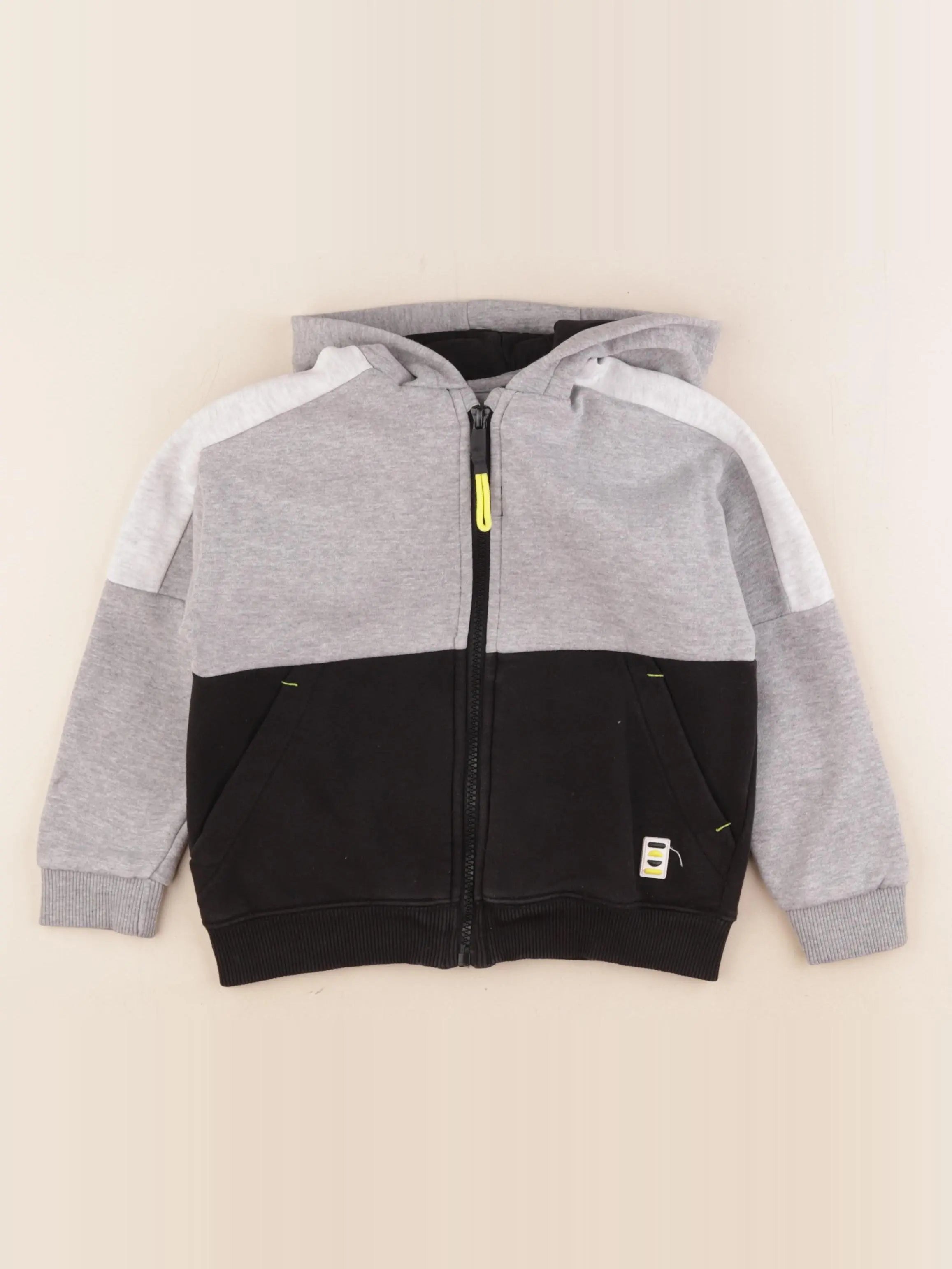 Vertbaudet - sweat gris - 5 ans