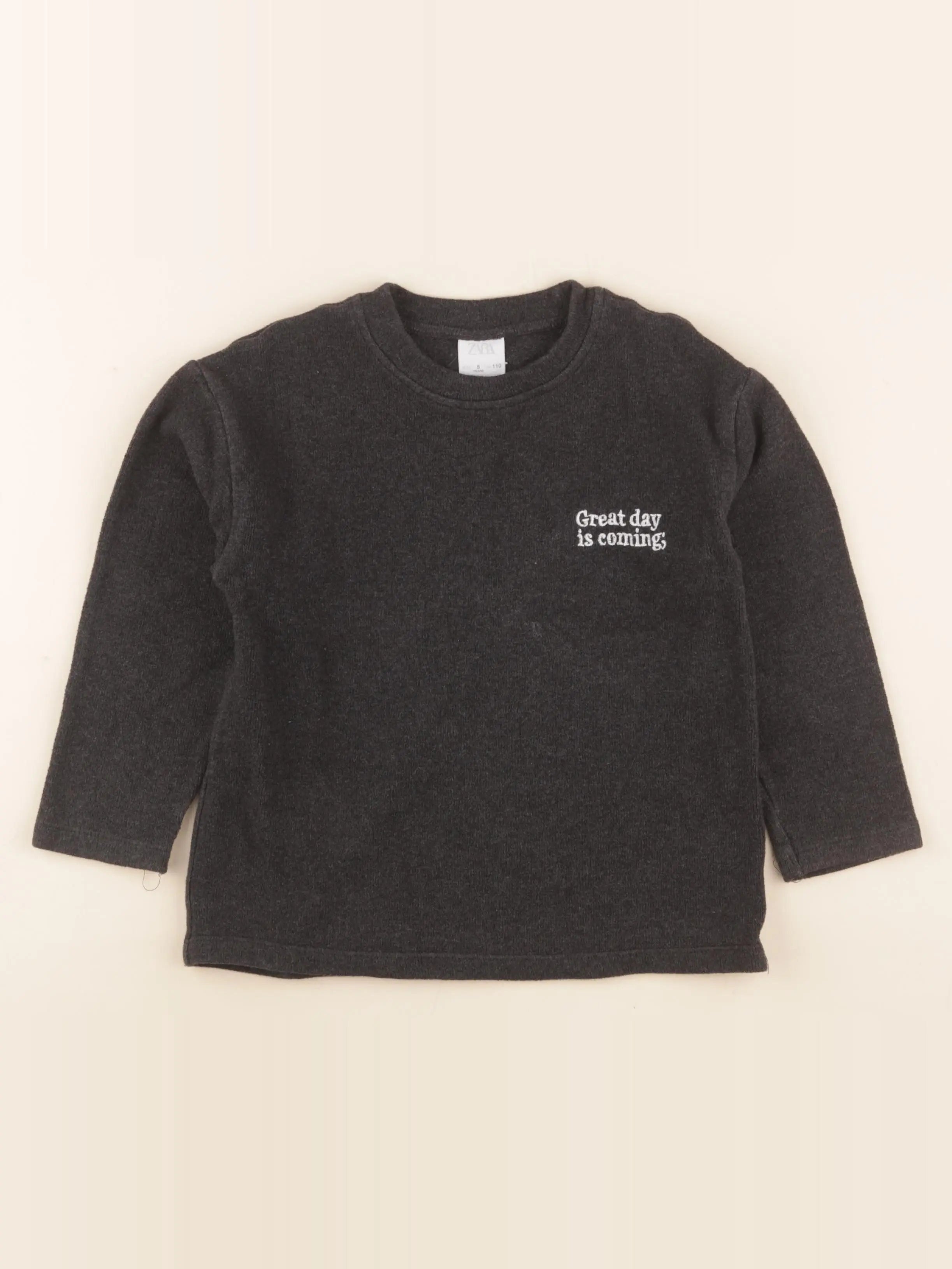 Zara - pull noir - 5 ans
