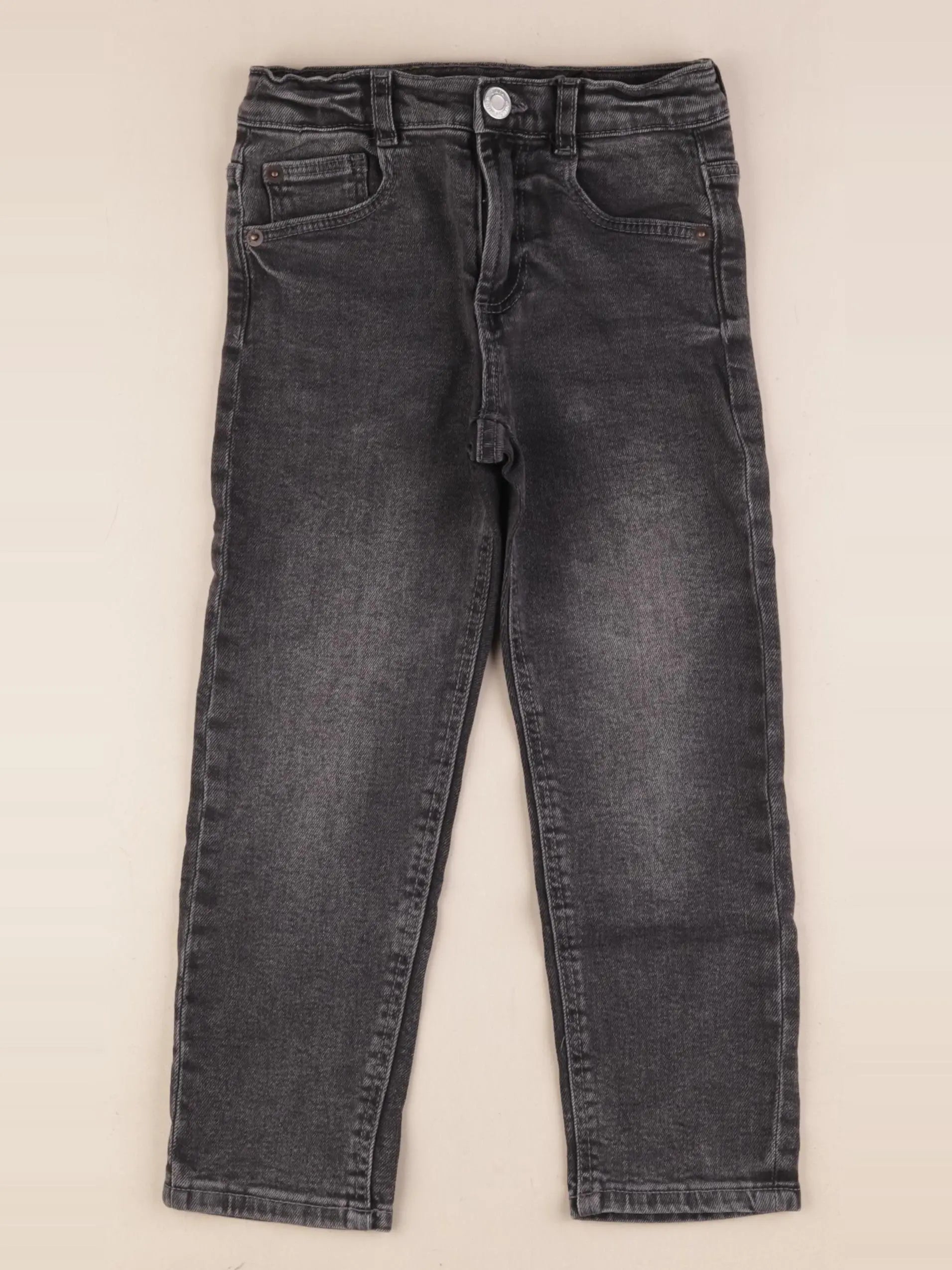 Zara - jean noir - 5 ans