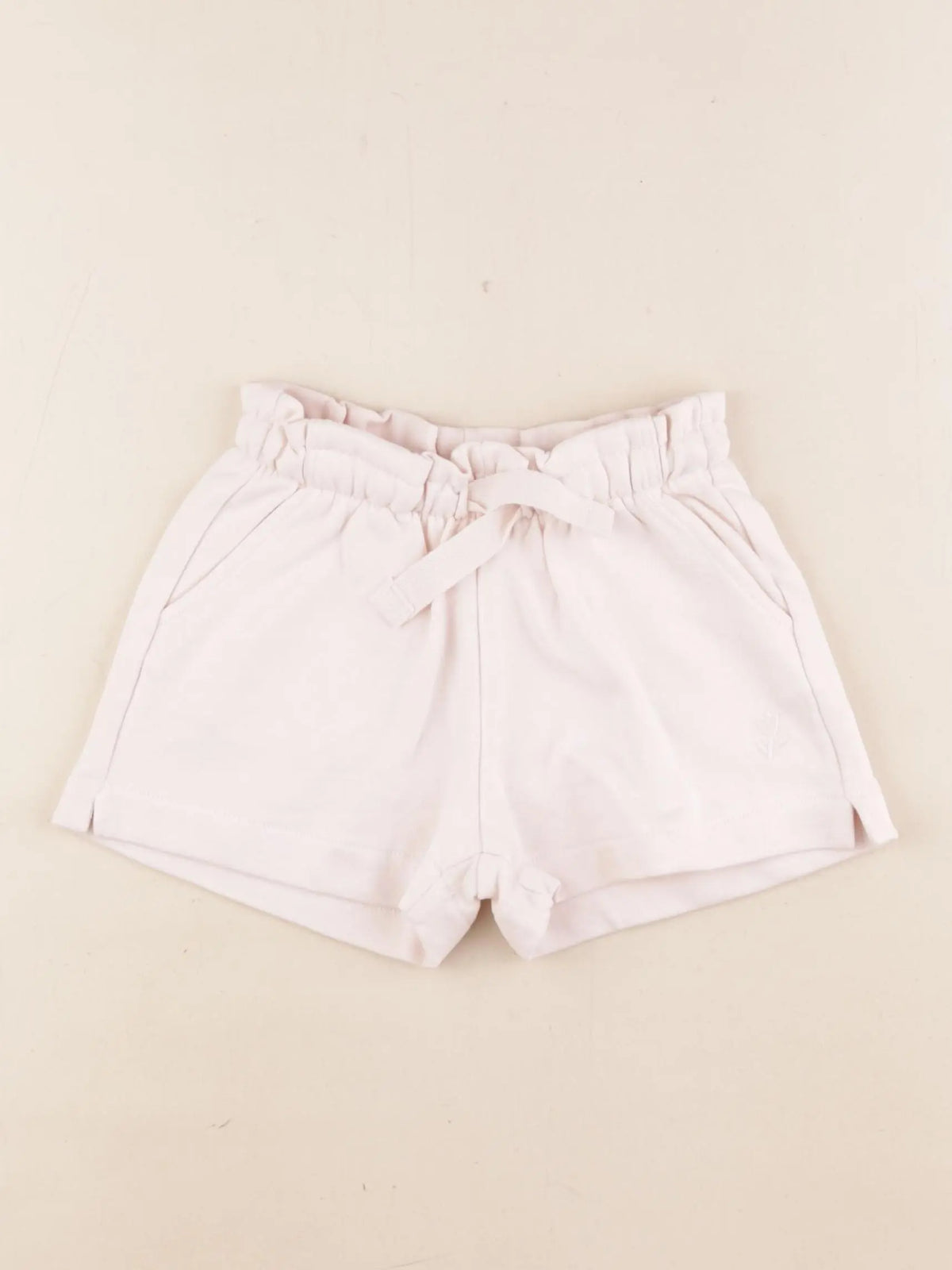 Zara - short beige - 4 ans