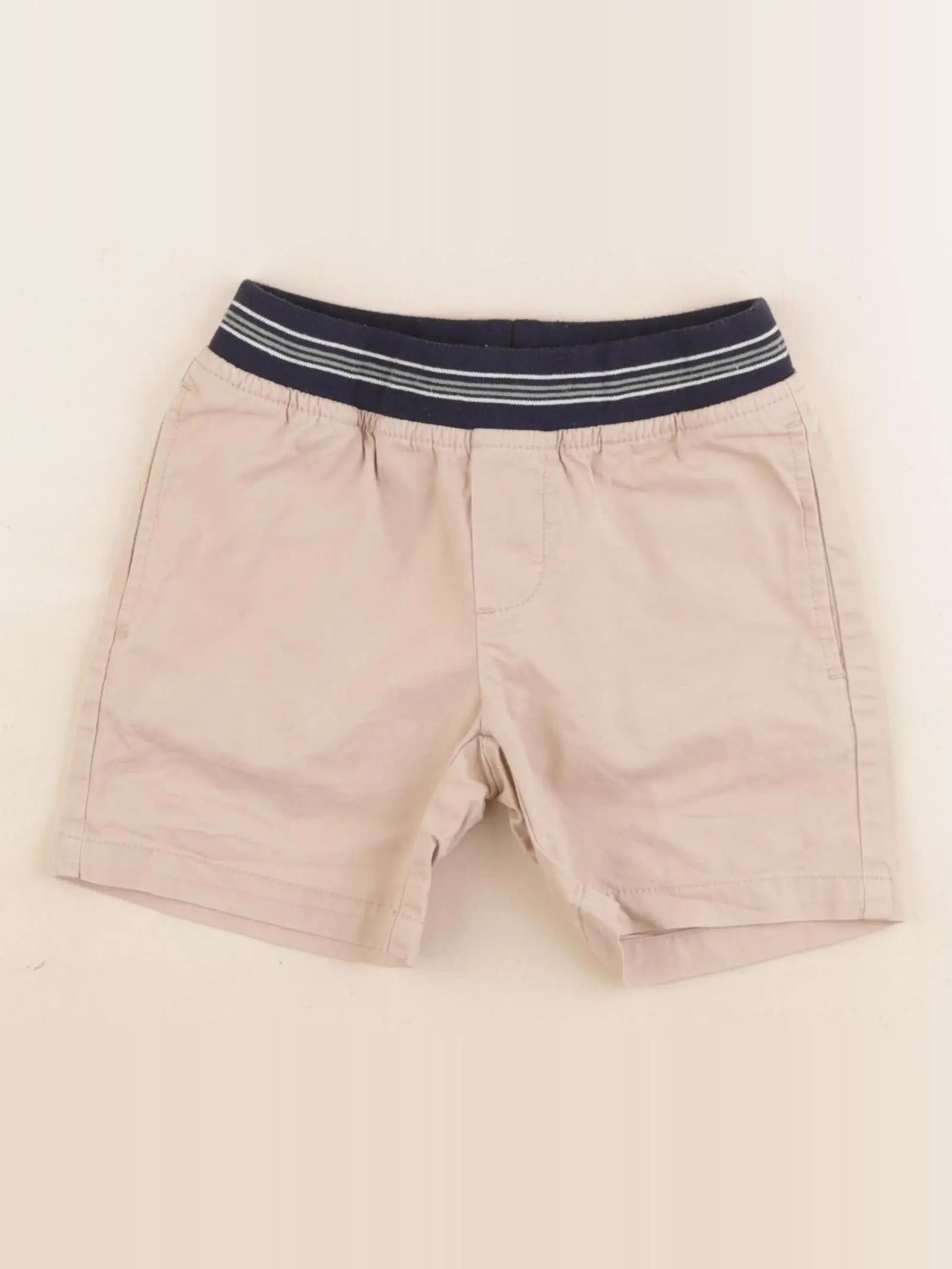 Monoprix - short beige - 5 ans
