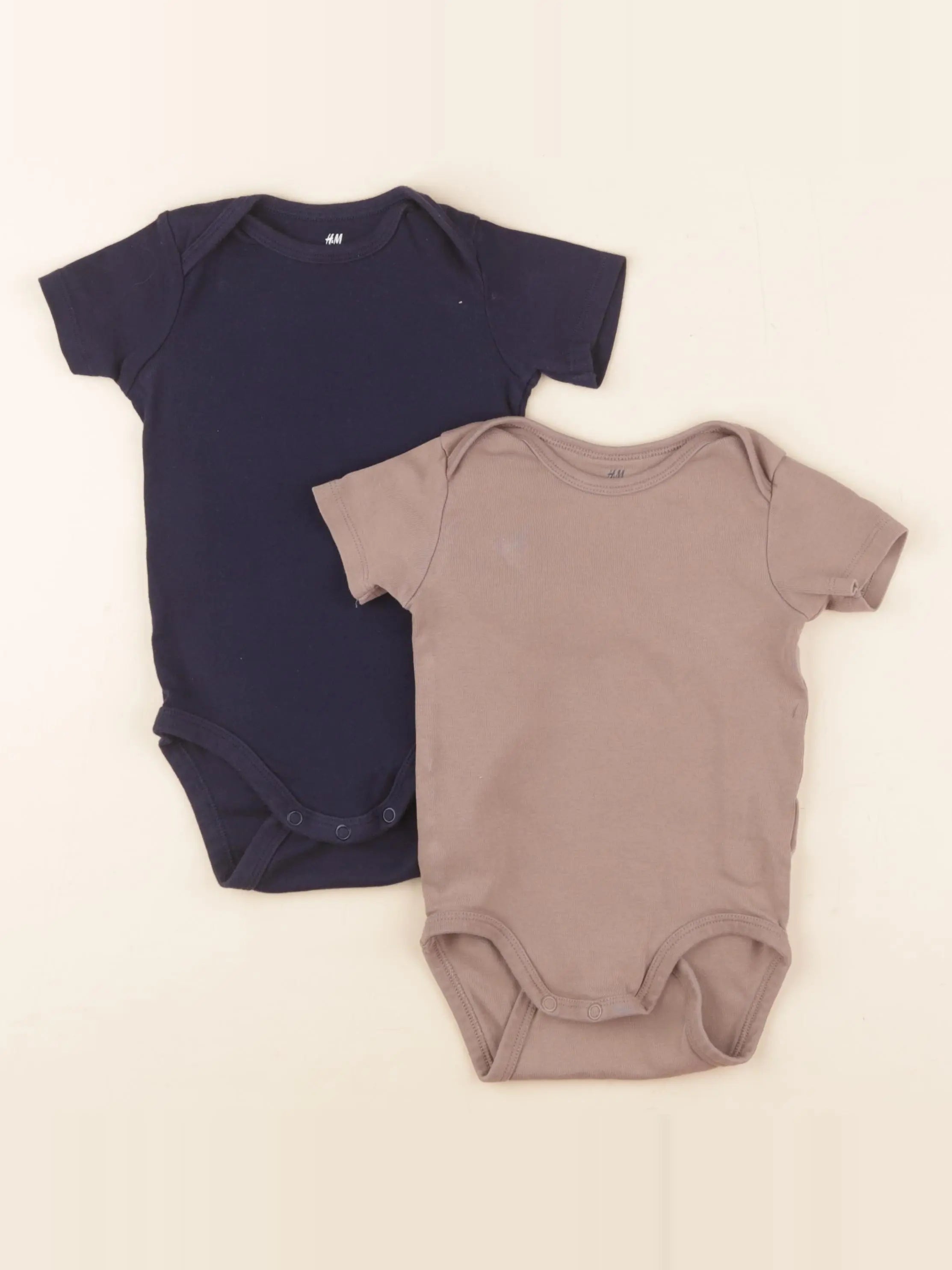 H&M - lot de 2 bodies en coton bleu, marron - 9/12 mois