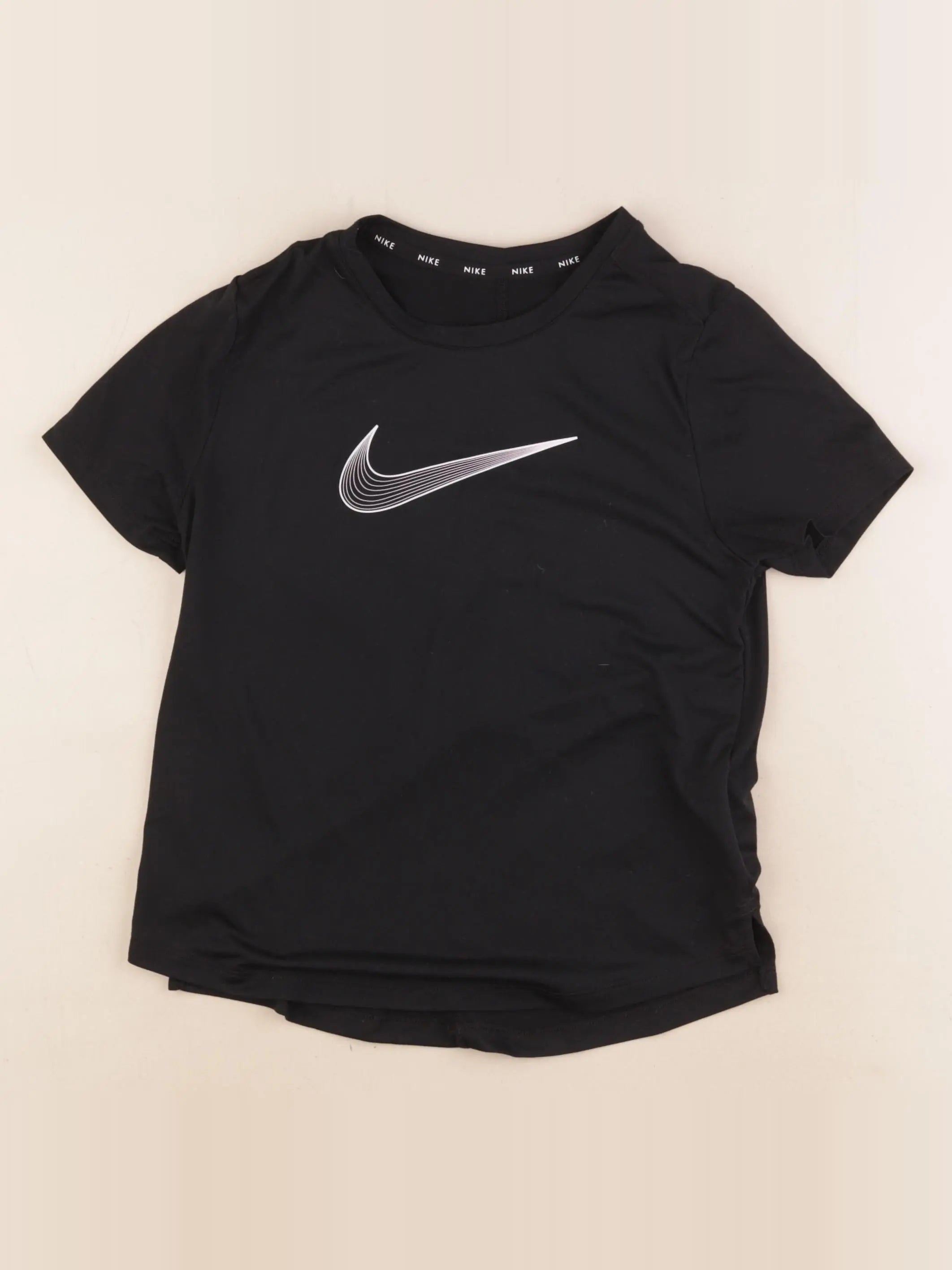 Nike - tee-shirt noir - 8/9 ans