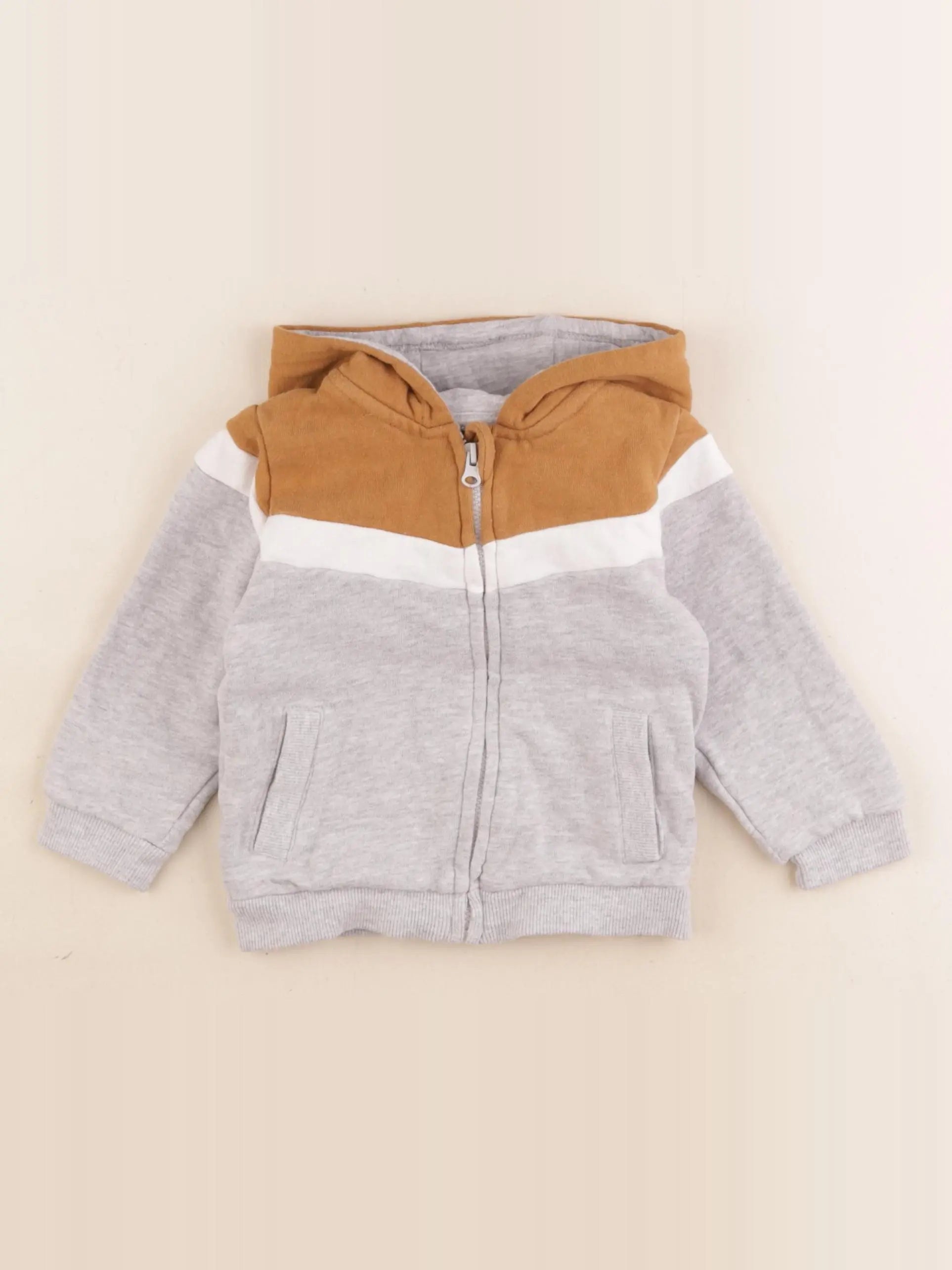 Vertbaudet - sweat gris - 18 mois