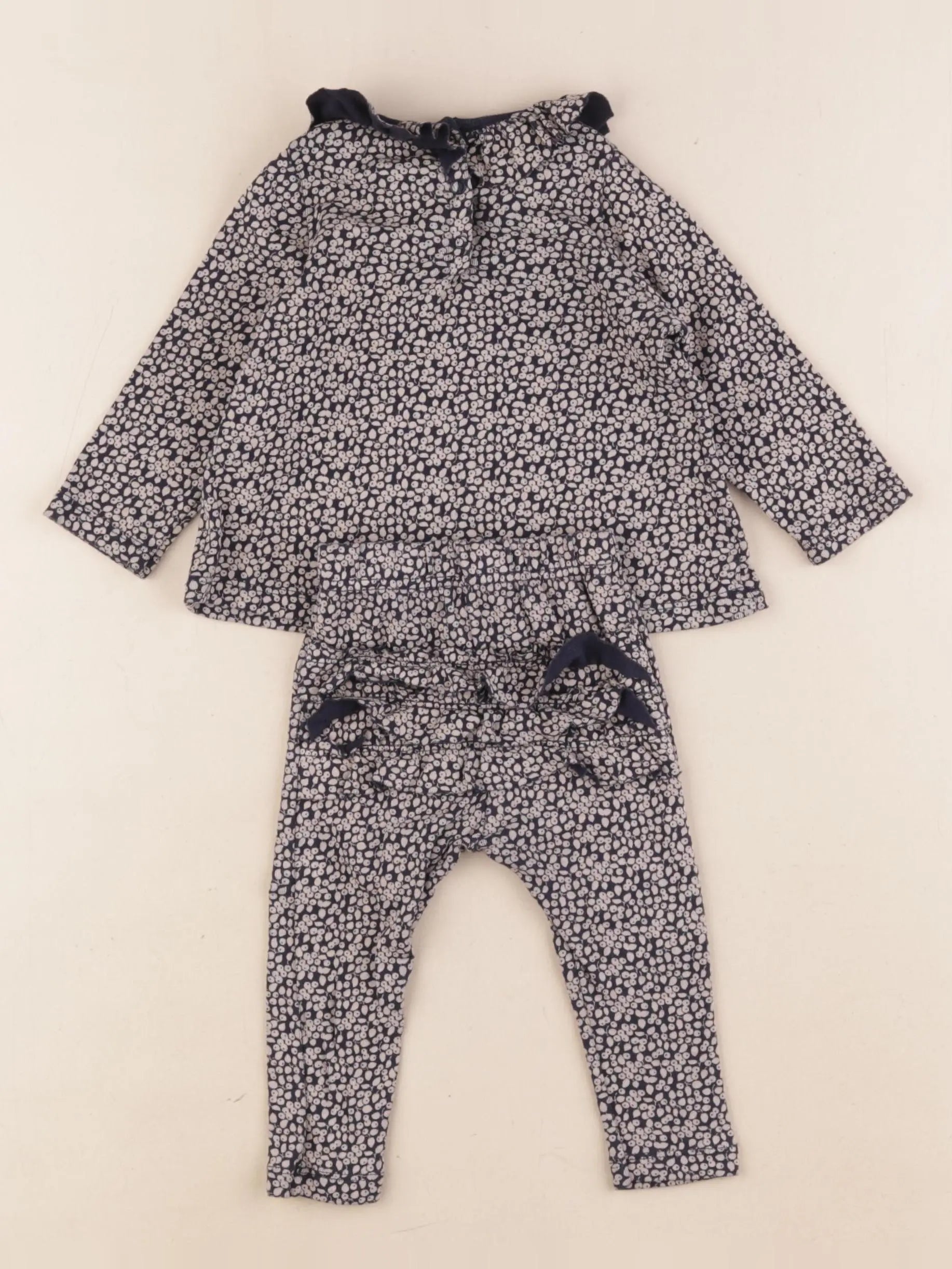Petit Bateau - ensemble bleu - 6 mois