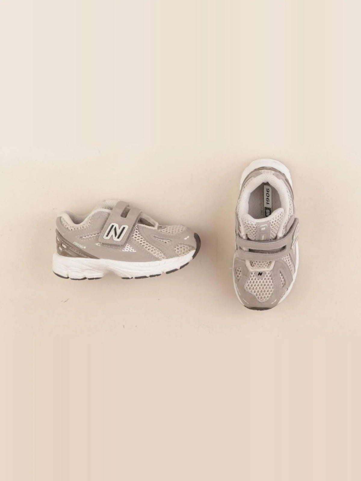 New Balance - baskets gris - pointure 24