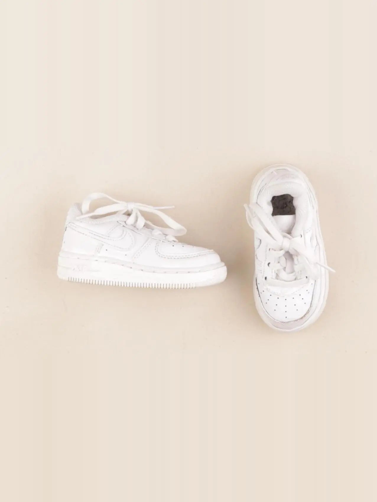 Nike - baskets blanc - pointure 21