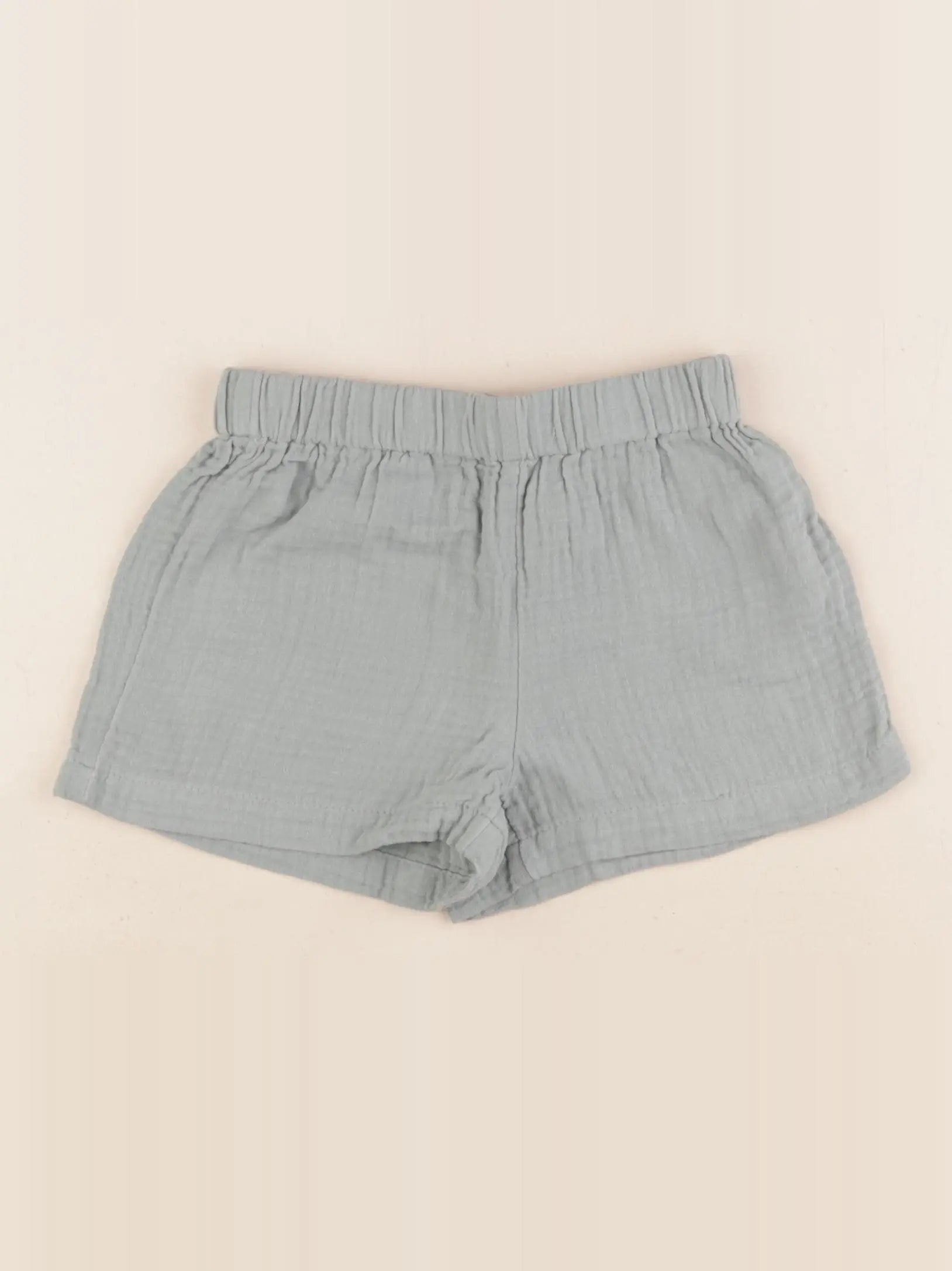 Vertbaudet - short vert - 5 ans