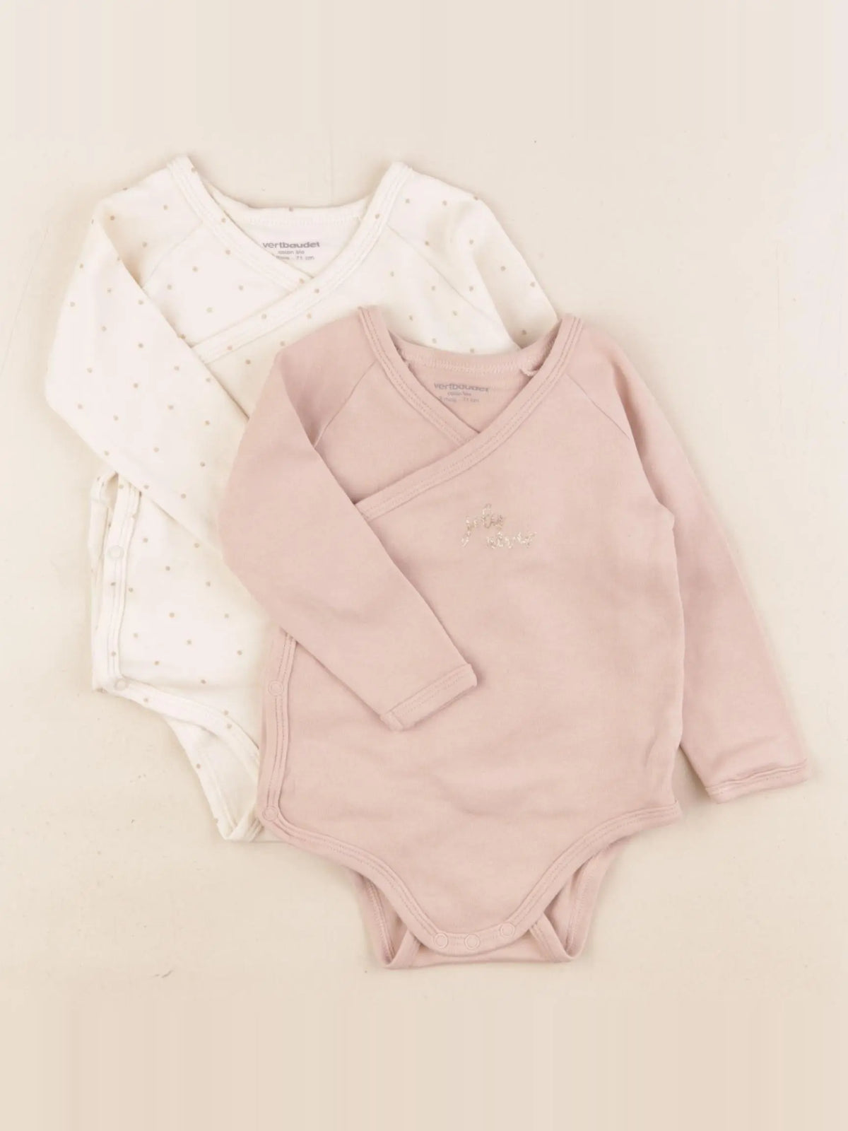 Vertbaudet - lot de 2 bodies en coton rose, beige, or - 9 mois