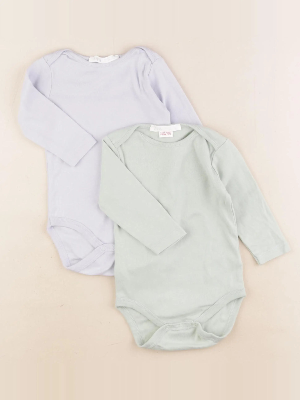 Zara - lot de 2 bodies en coton bleu, vert - 6/9 mois