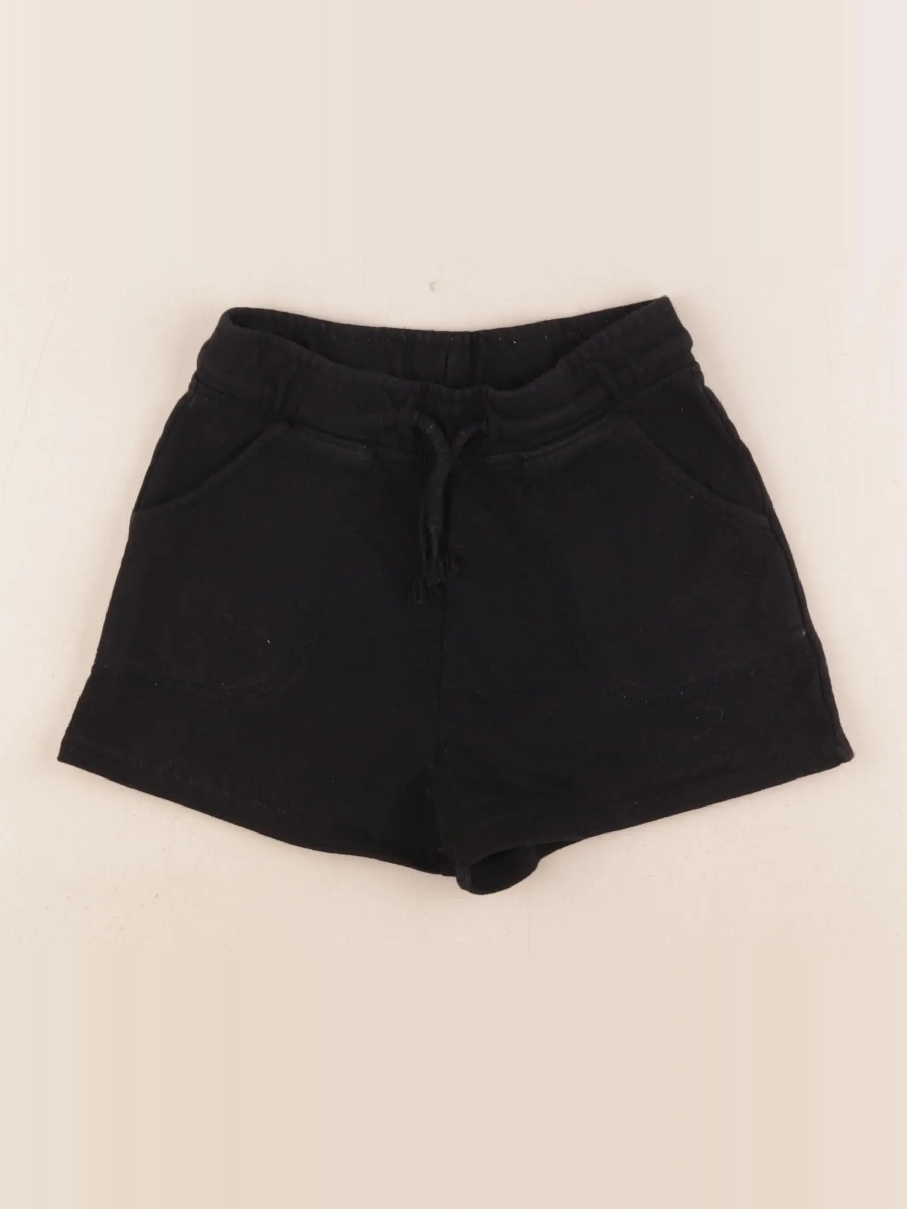 Mango - short noir - 5/6 ans