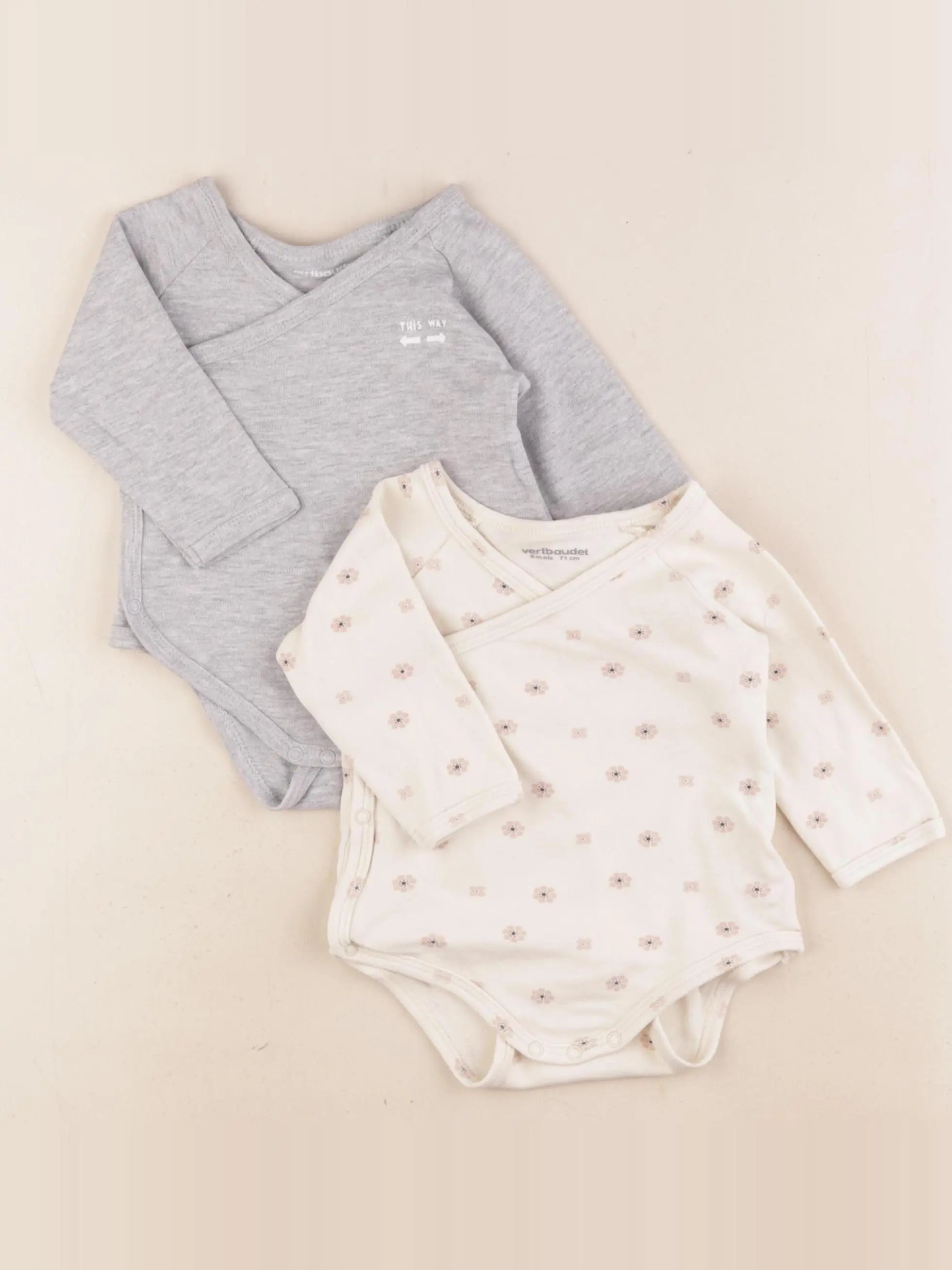 Vertbaudet - lot de 2 bodies en coton beige, gris - 9 mois