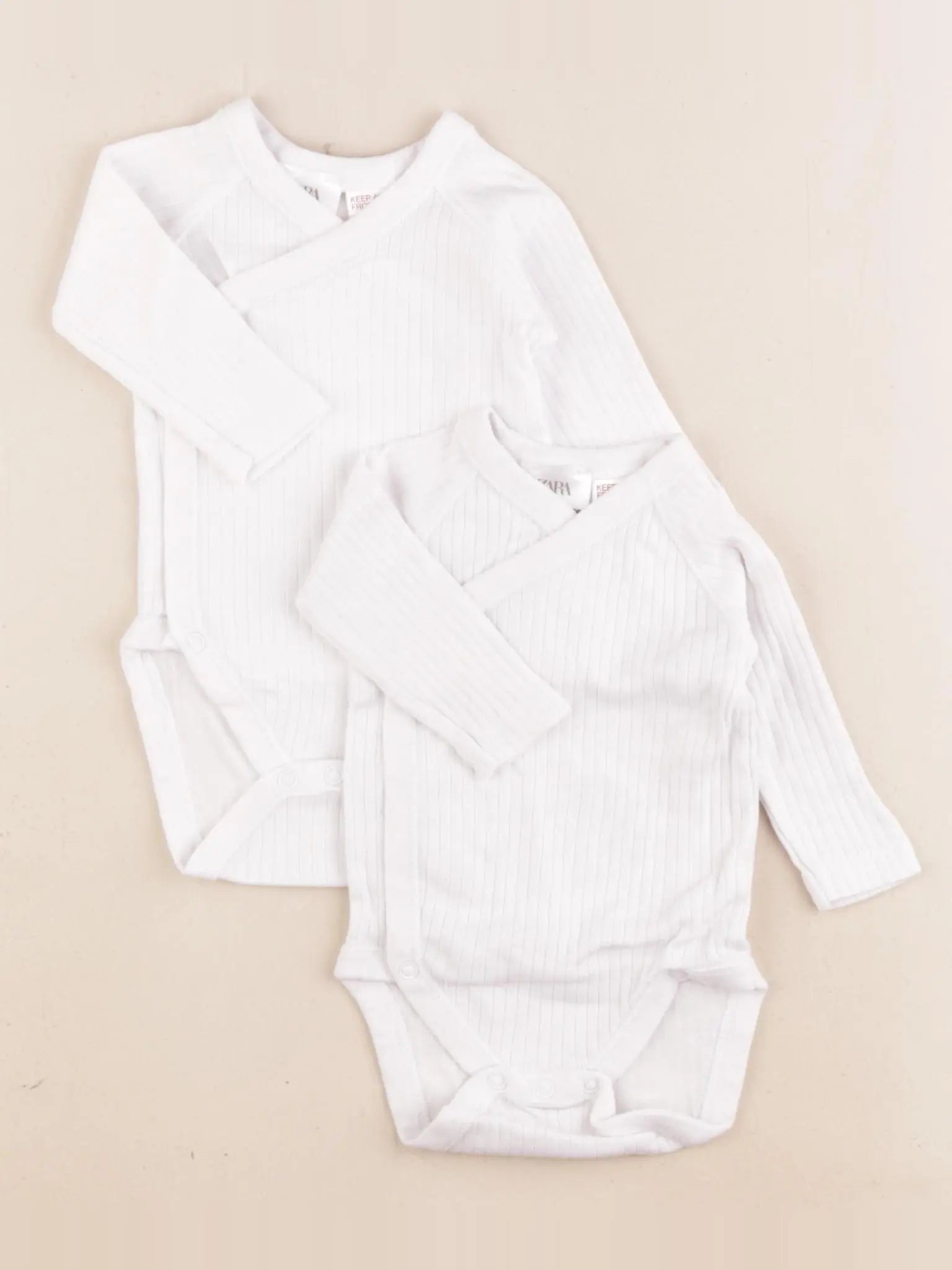 Zara - lot de 2 bodies en coton blanc - 0/1 mois