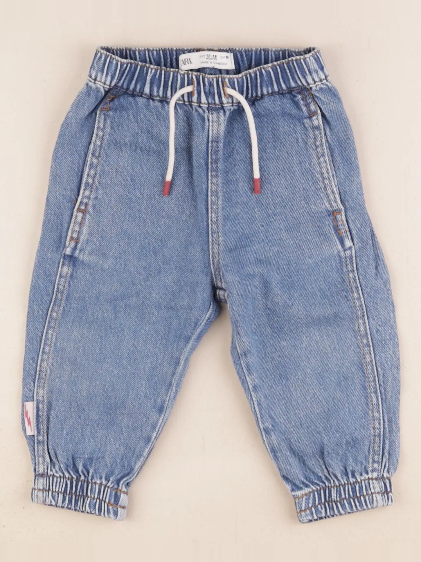 Zara - jean bleu - 12/18 mois