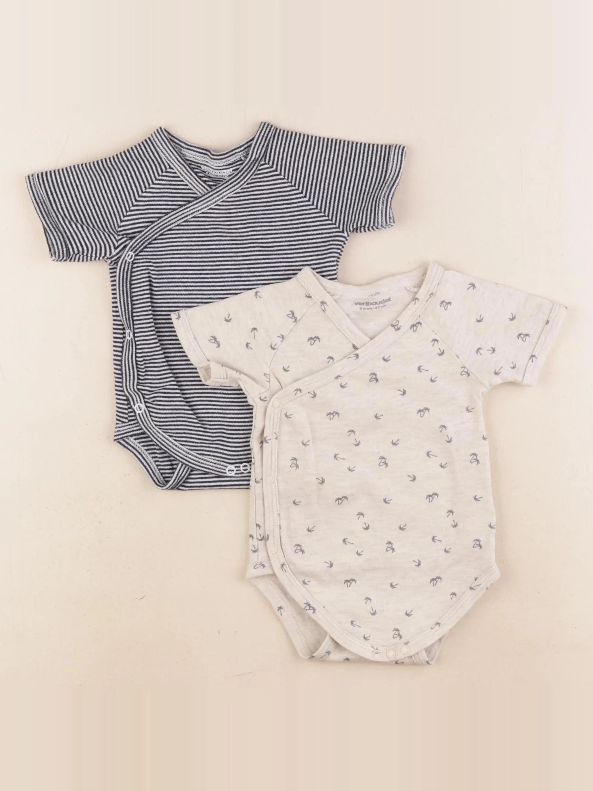 Vertbaudet - lot de 2 bodies en coton beige, bleu - 6 mois