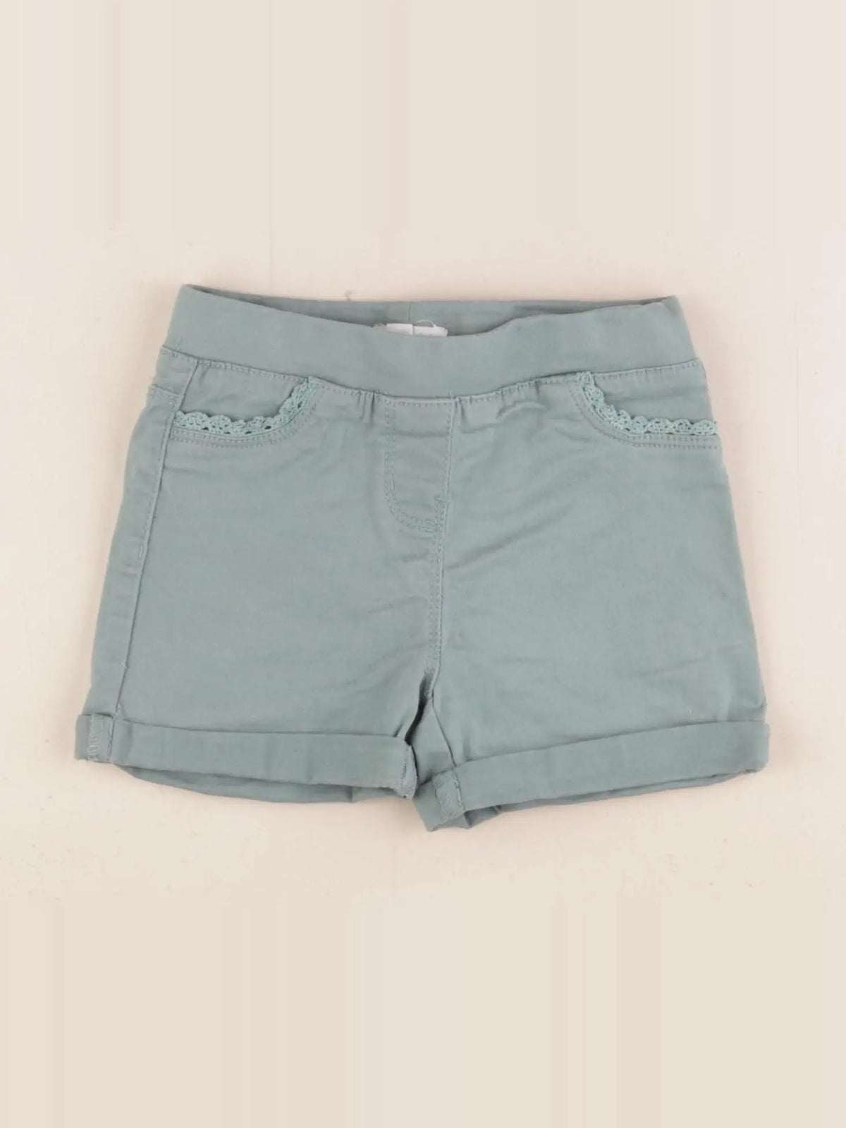 Vertbaudet - short vert - 5 ans