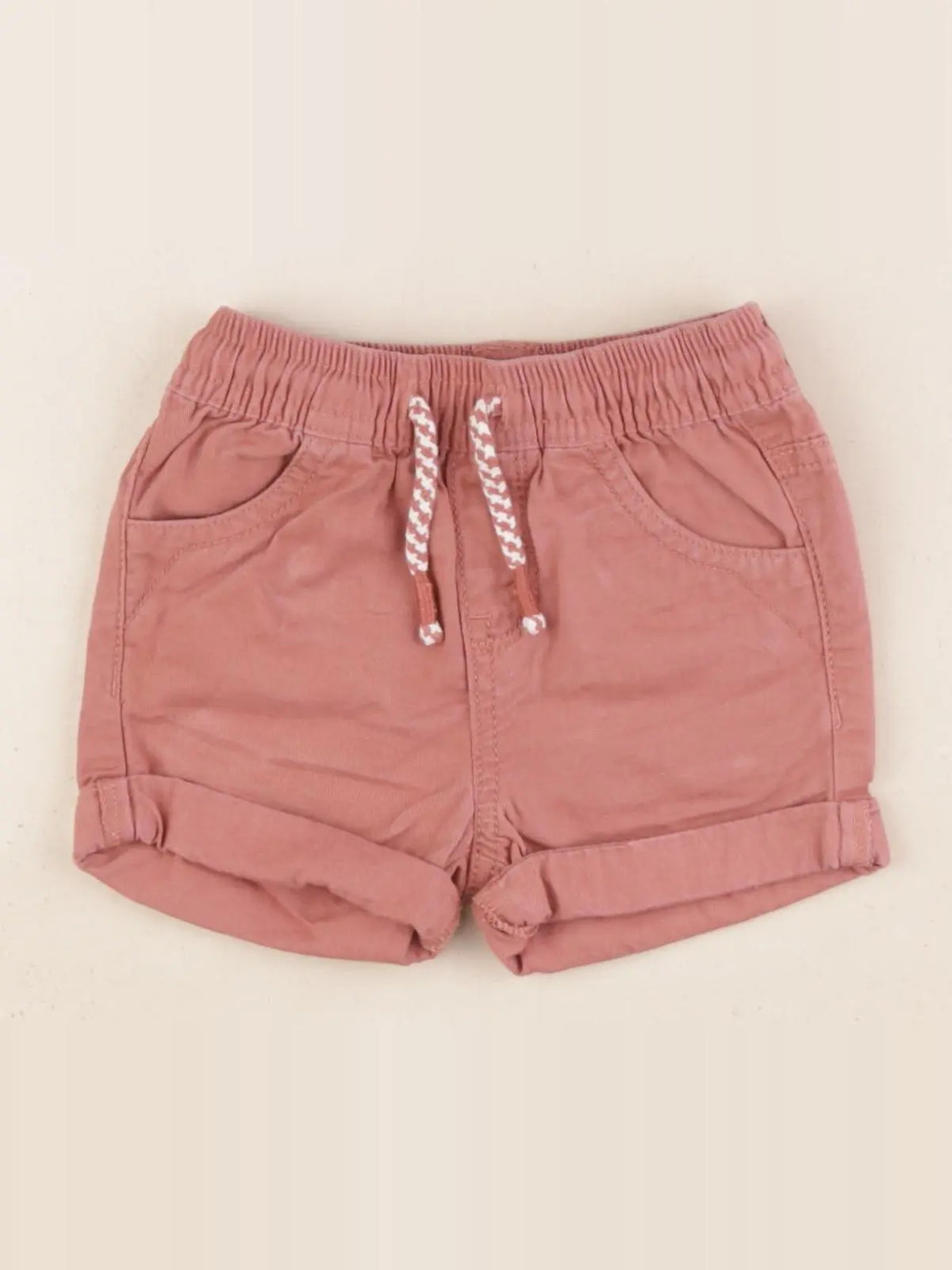 Vertbaudet - short rouge - 6 mois