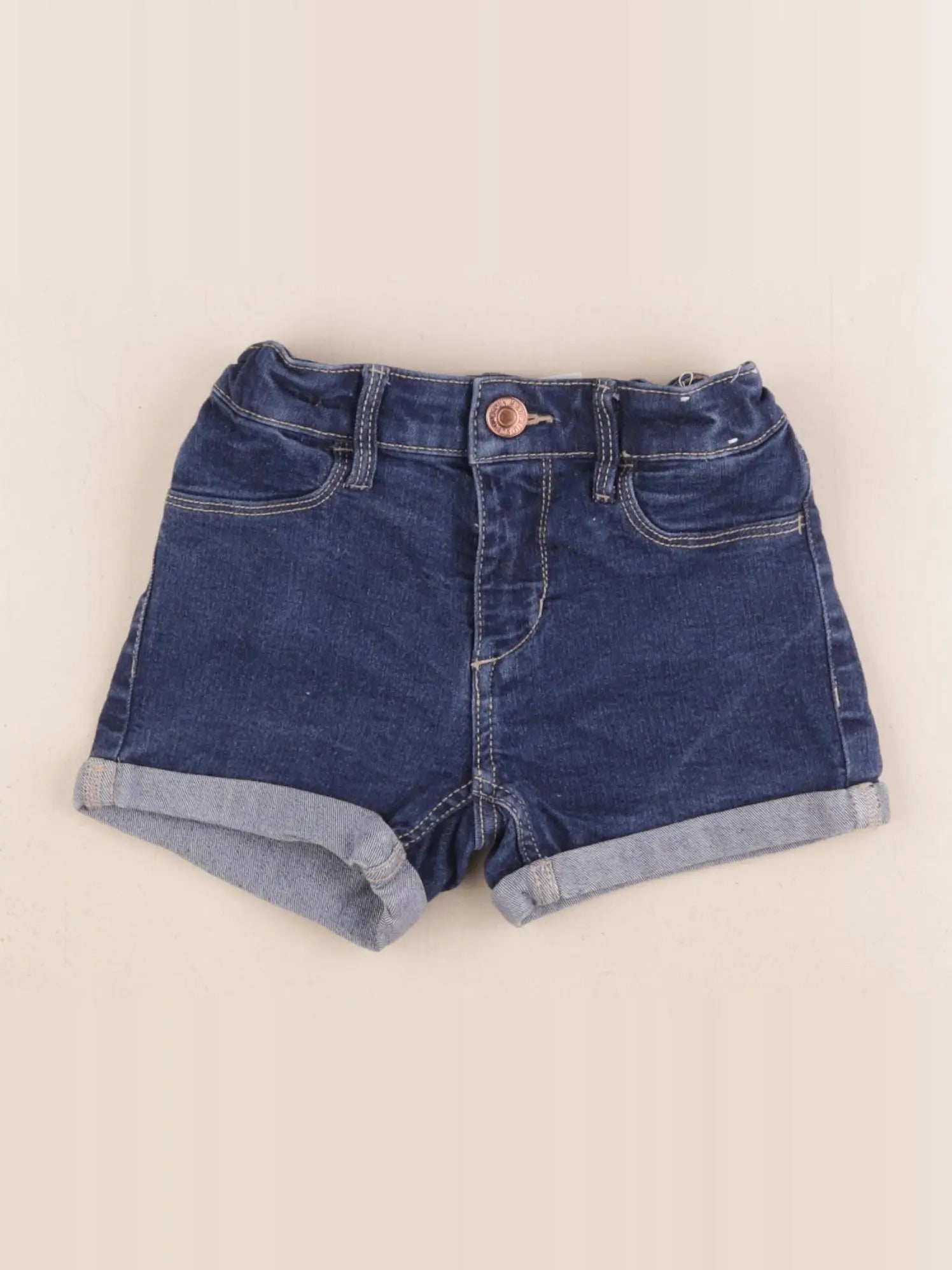 H&M - short bleu - 3/4 ans