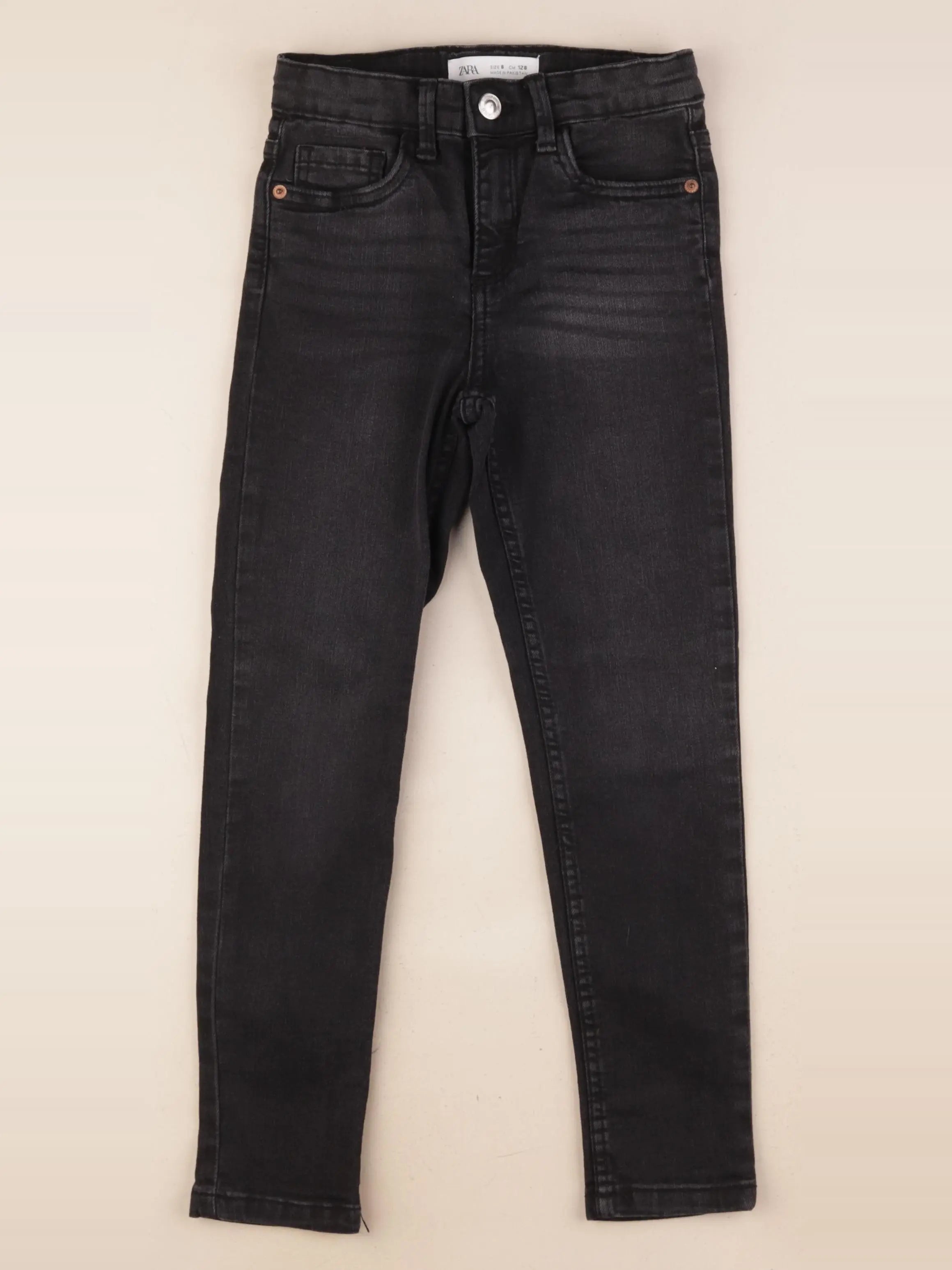 Zara - jean noir - 8 ans