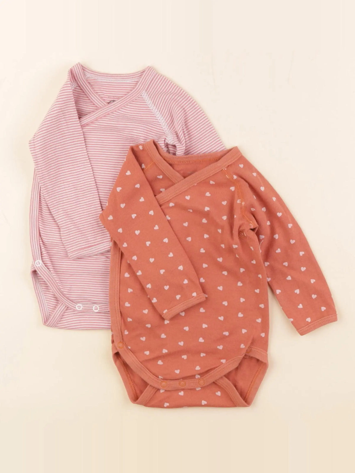 Petit Bateau - lot de 2 bodies en coton rouge, rose - 6 mois