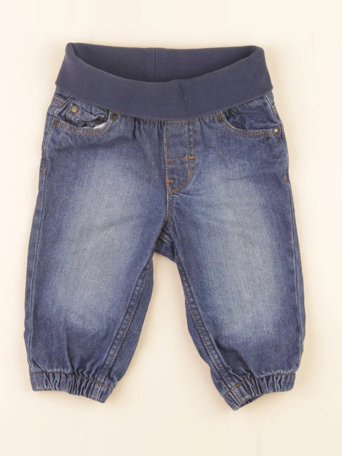 H&M - jean bleu - 4/6 mois