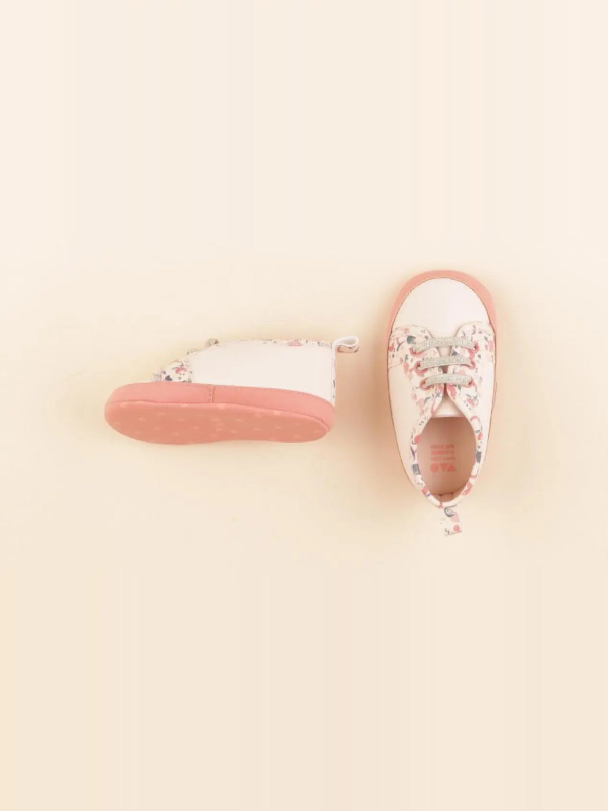 Tape à l'oeil - chaussons rose - pointure 18/20